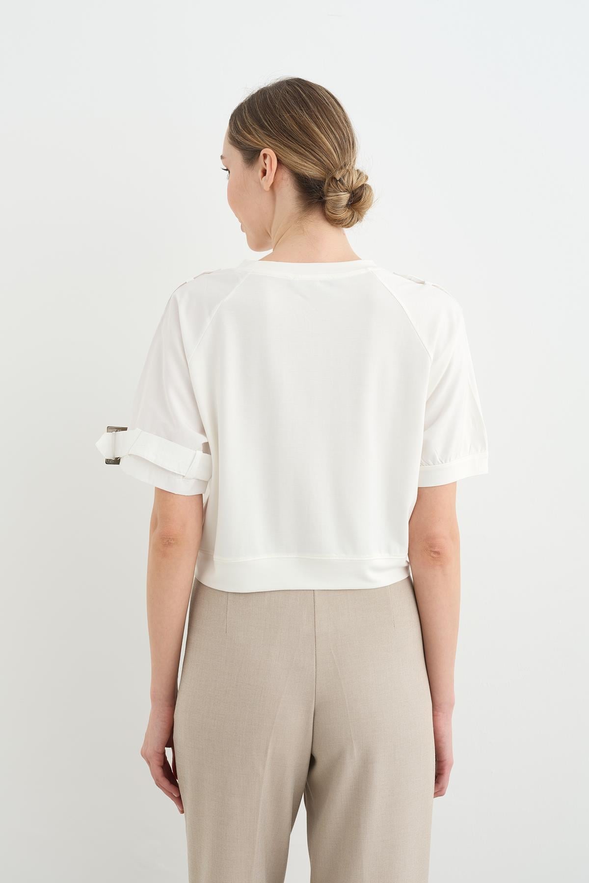 28503 PARASUT DETAYLI TSHIRT
