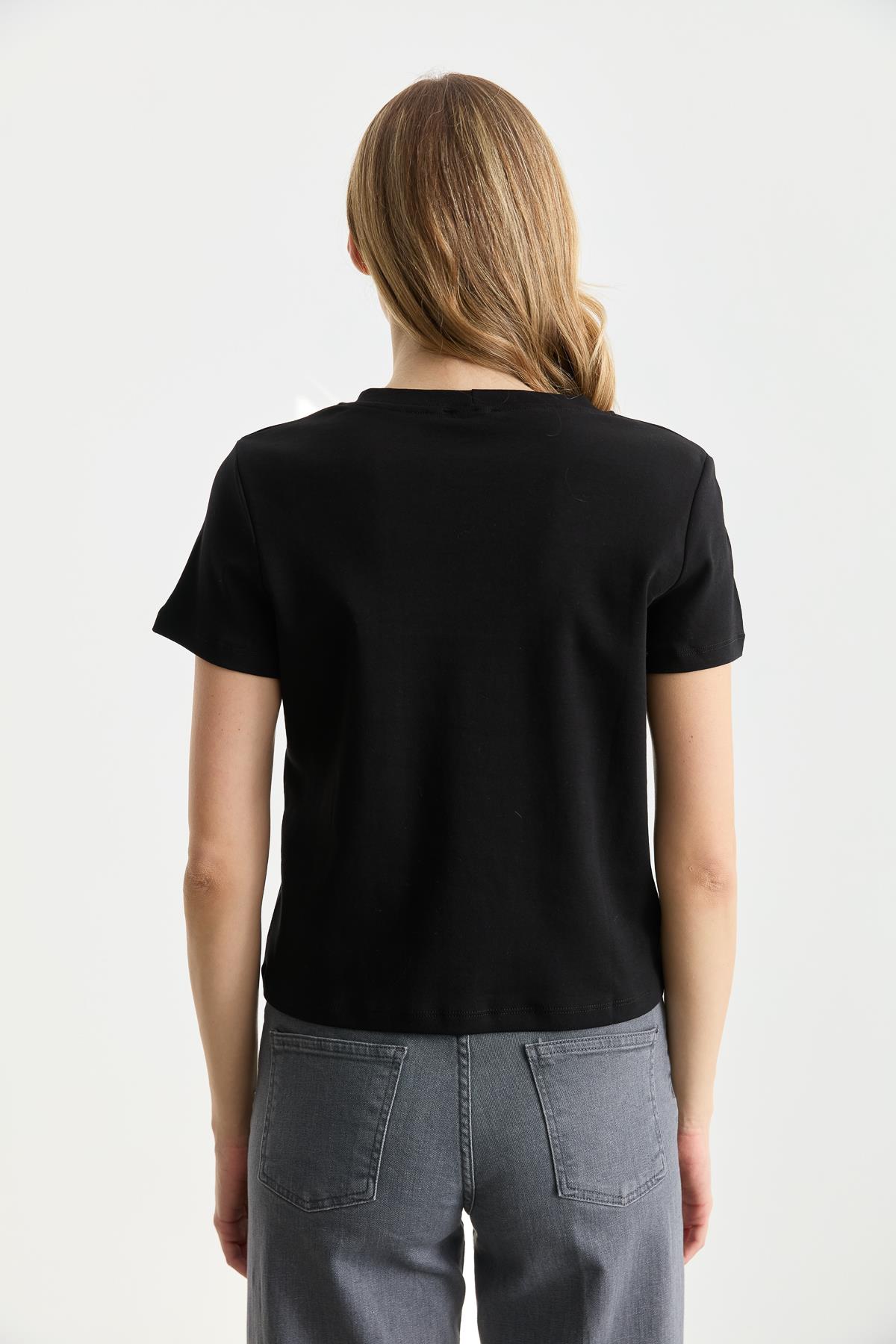 30584 BISIKLET YAKA PAMUKLU TSHIRT