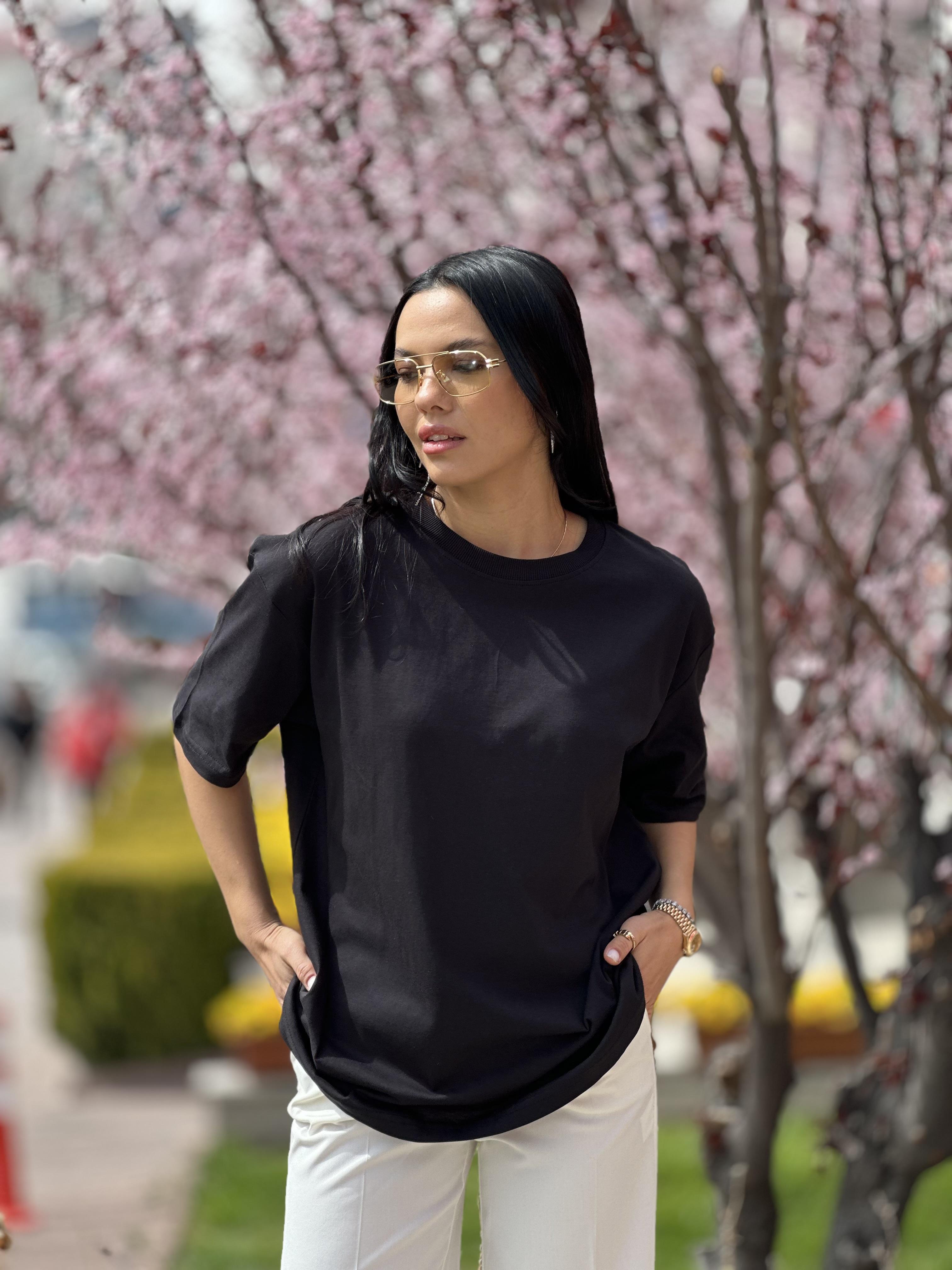 30735 TAS BASKI DETAYLI TSHIRT