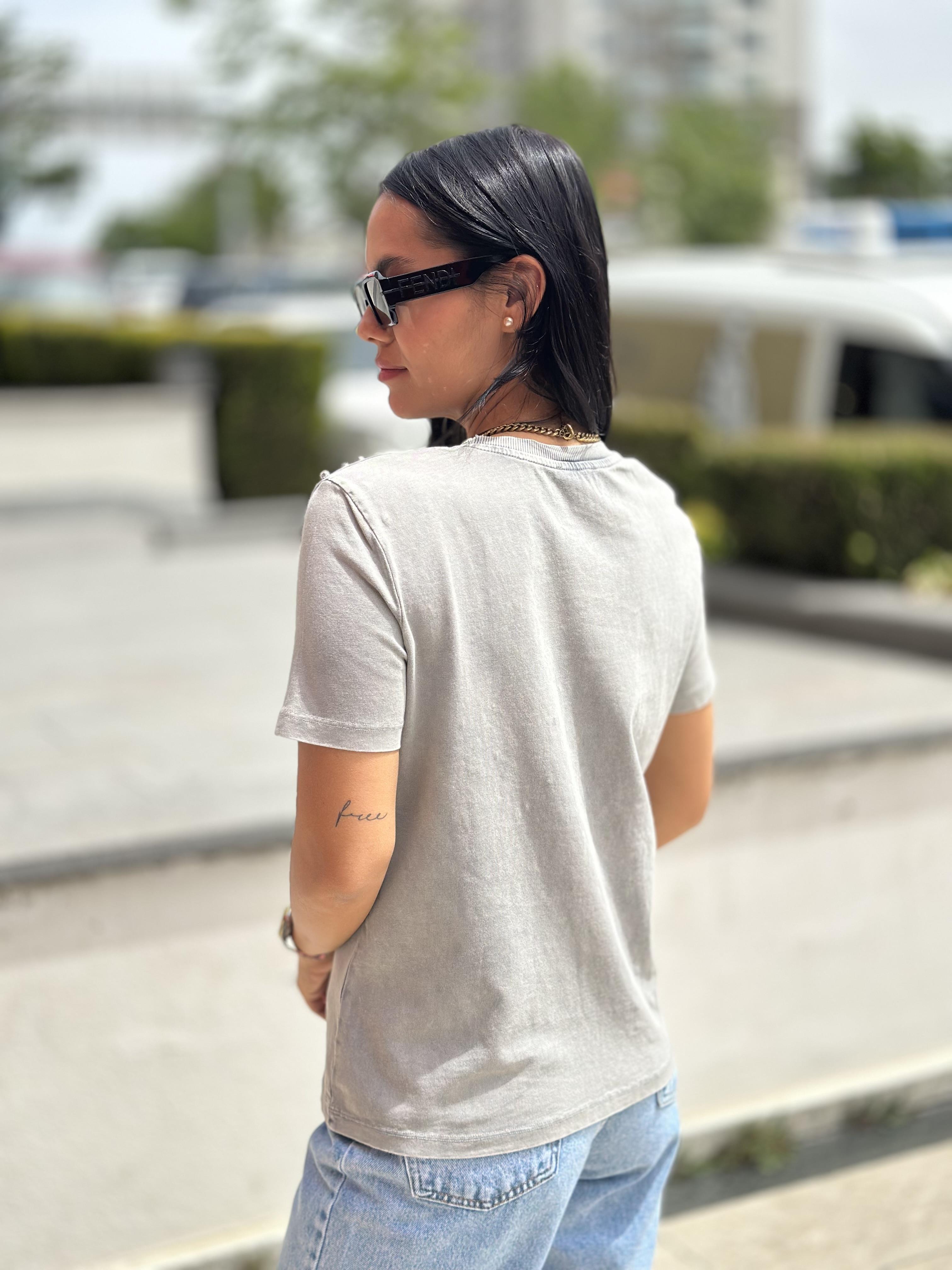30879 ONU PARLAK TASLI TSHIRT