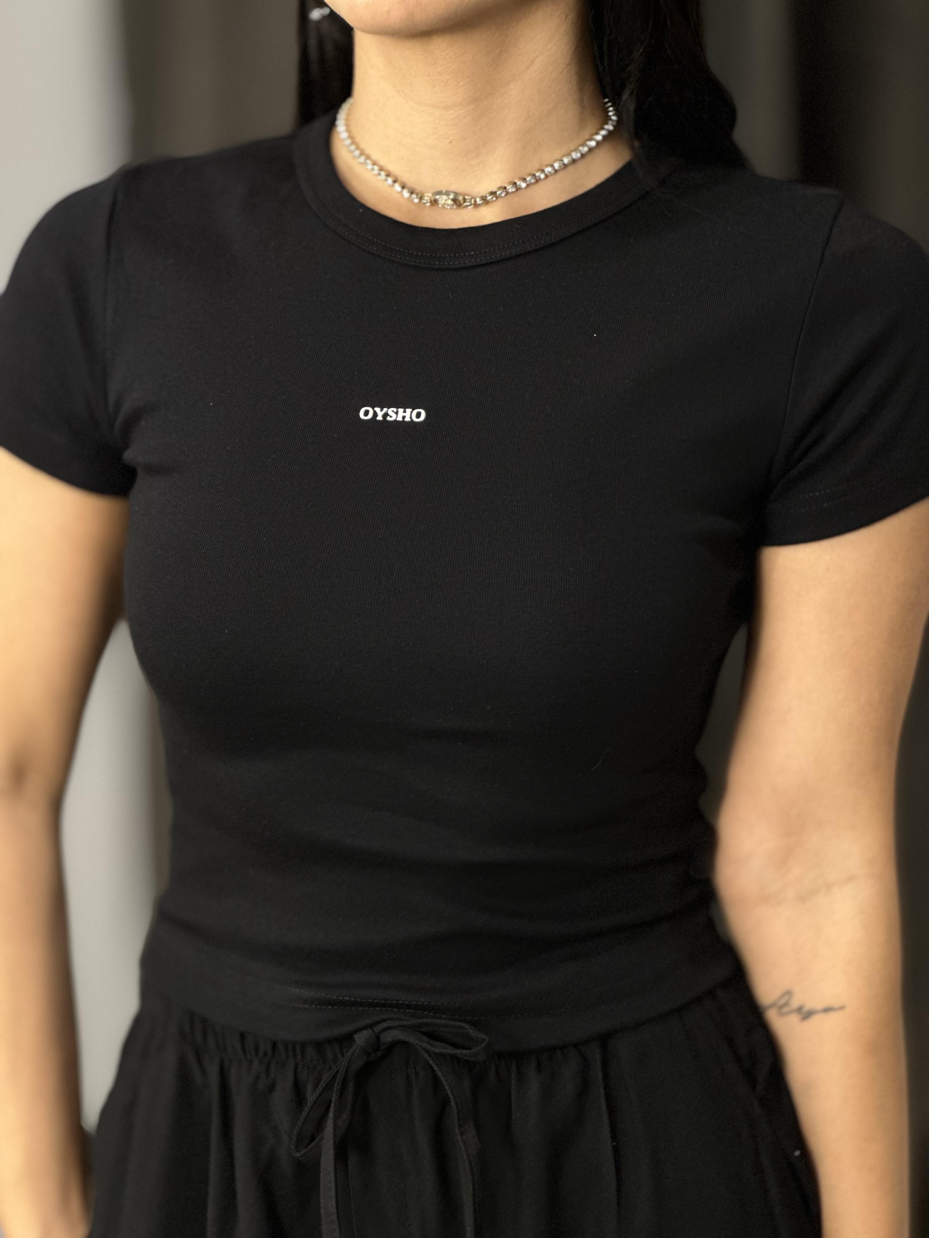 3093 KABARTMA YAZI DETAYLI TSHIRT