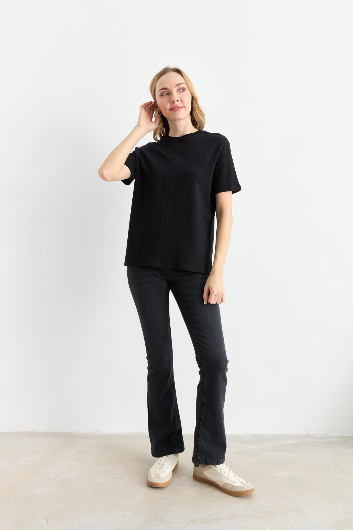 31218 DIKIS DETAYLI TSHIRT