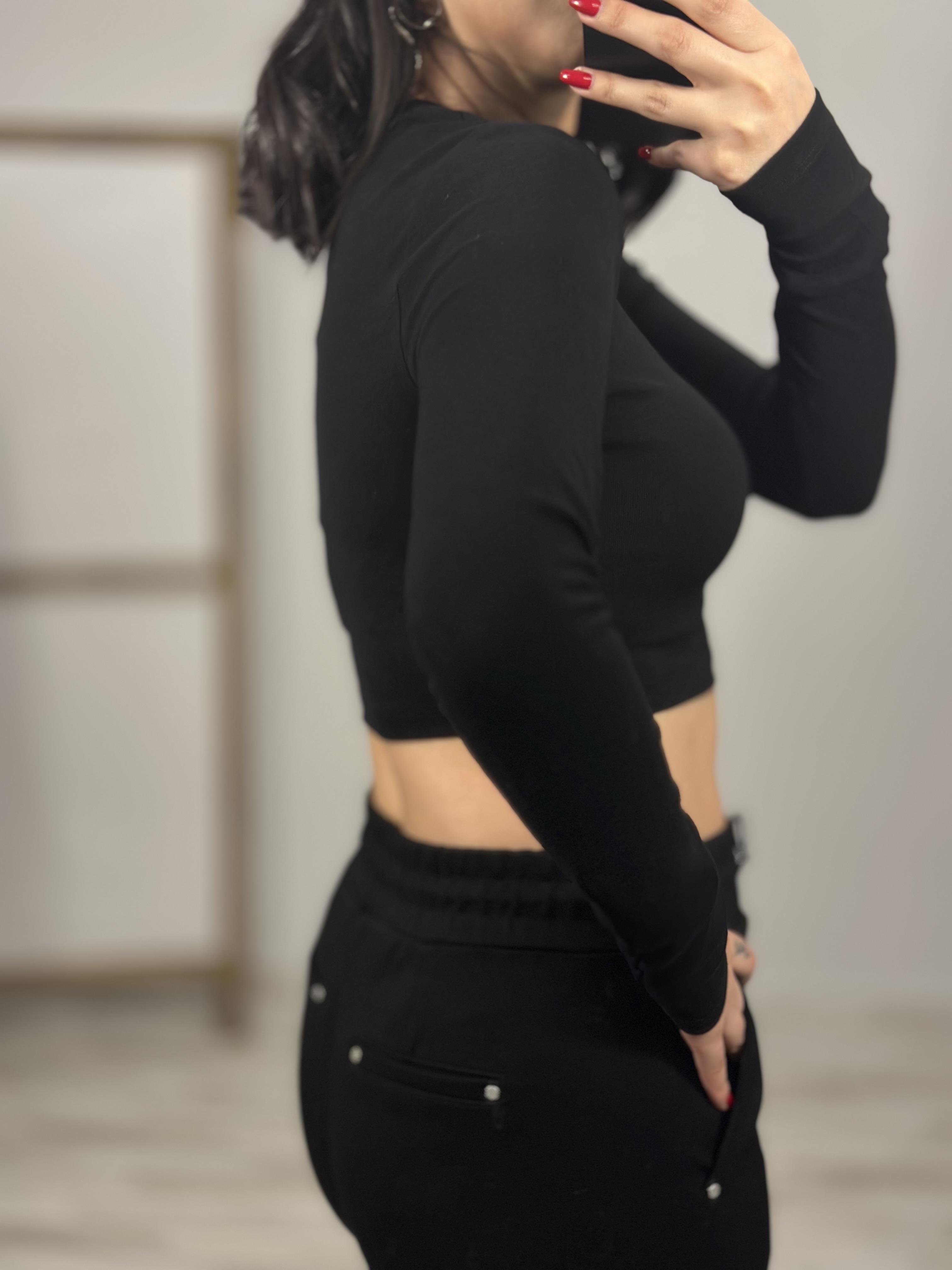 31236 UZUN KOLLU CROP TOP