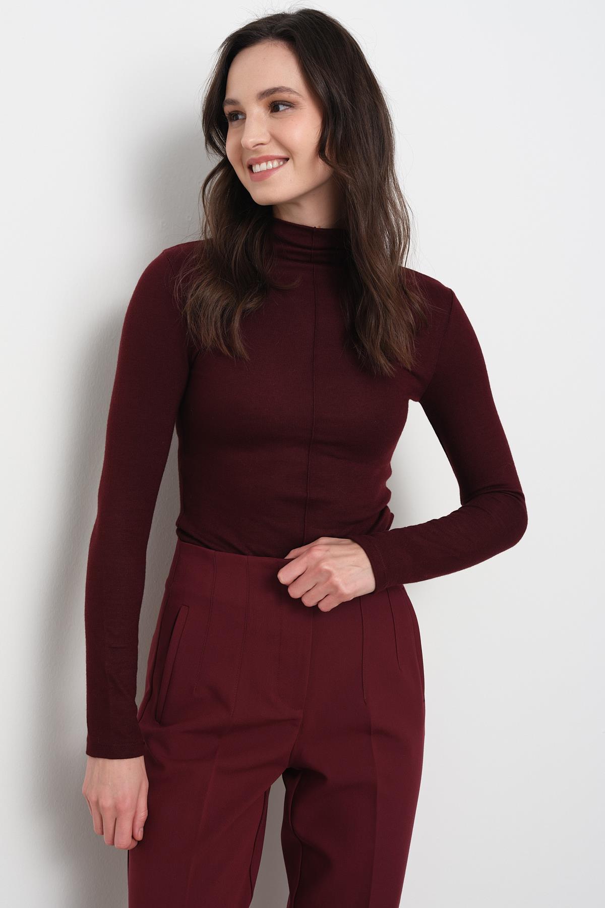 31391 DIK YAKA UZUN KOLLU TOP