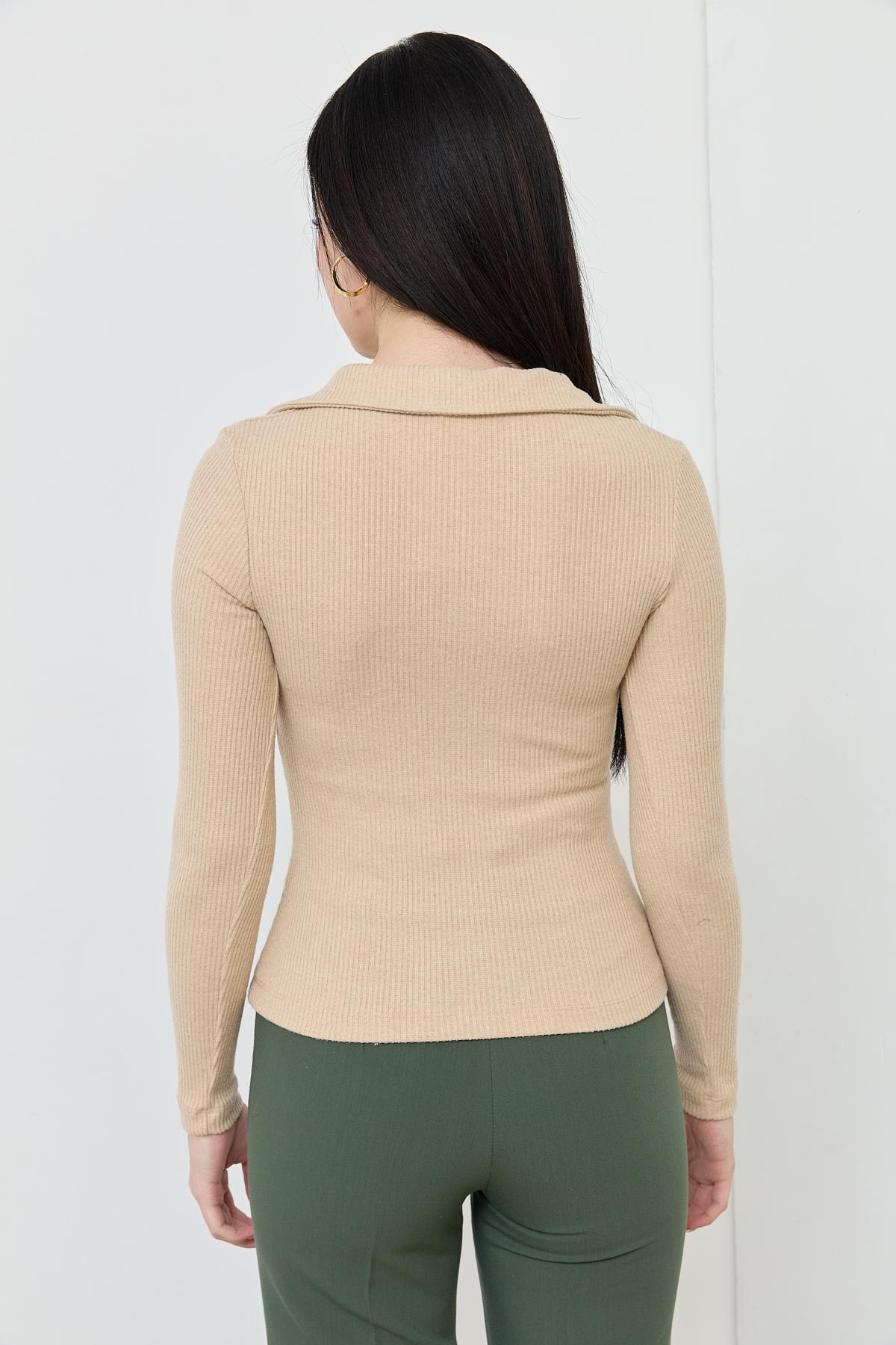 31436 POLO YAKA DUGME DETAYLI TOP