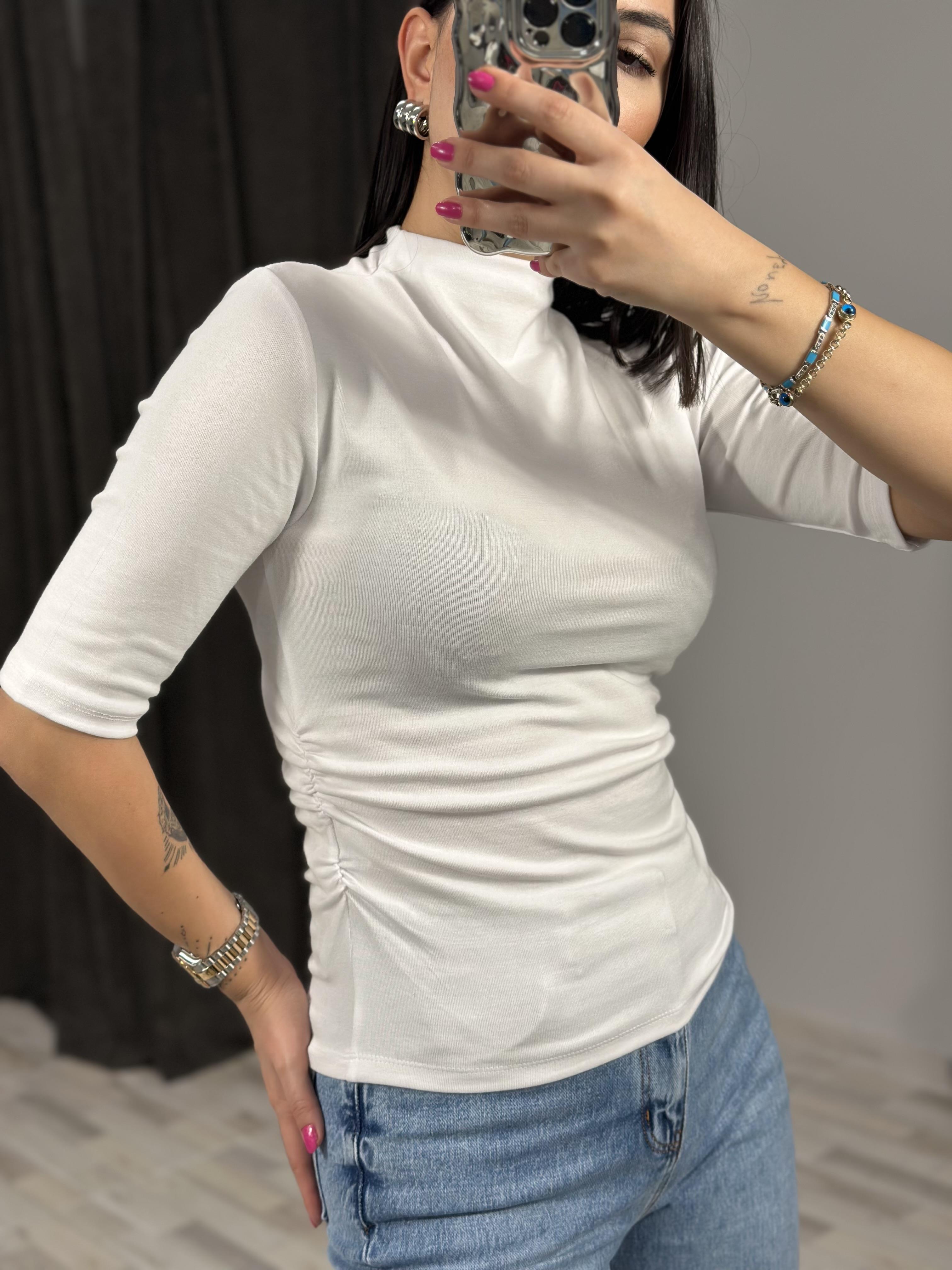 31470 DIK YAKA BUZGULU TSHIRT