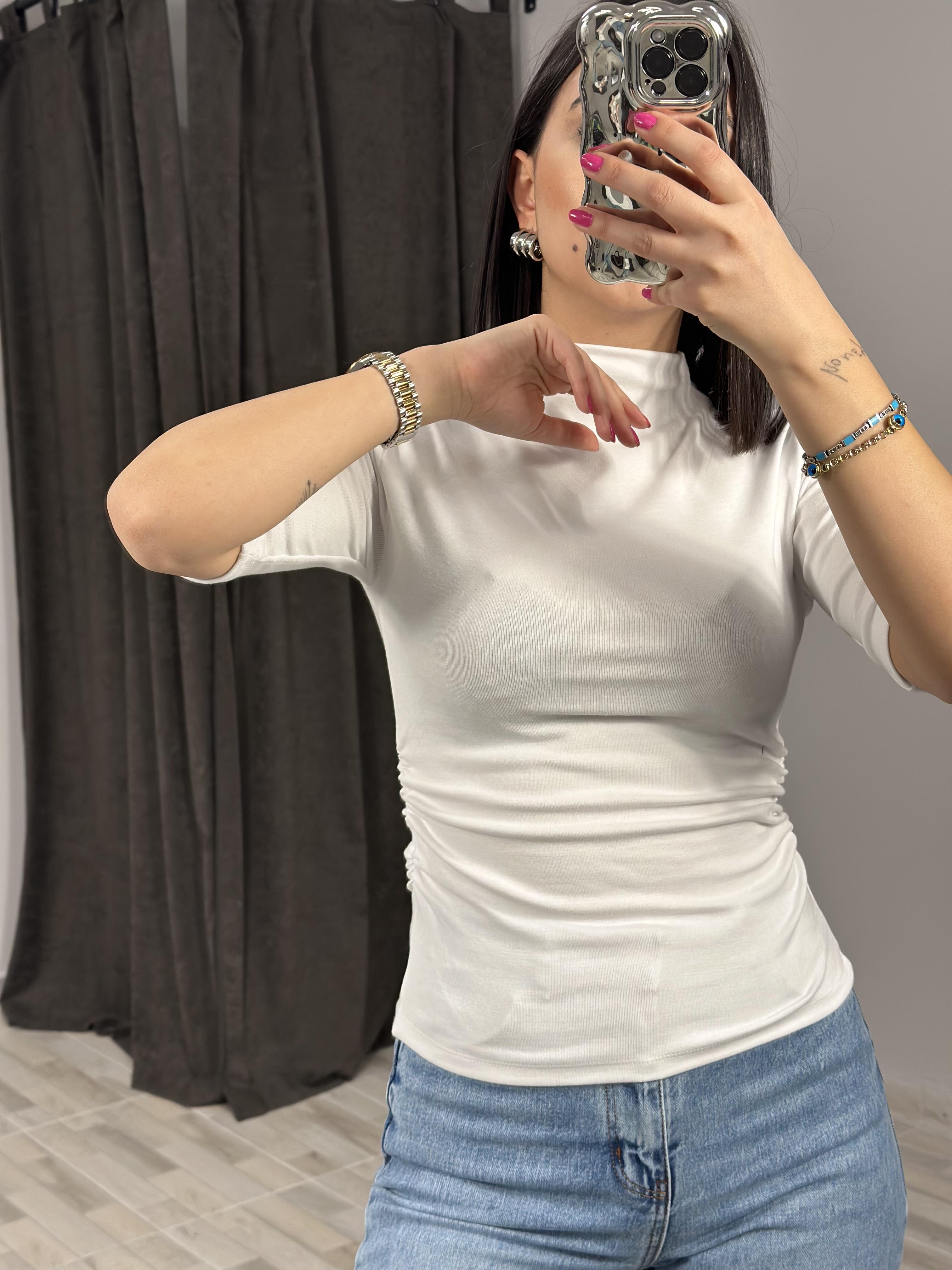 31470 DIK YAKA BUZGULU TSHIRT