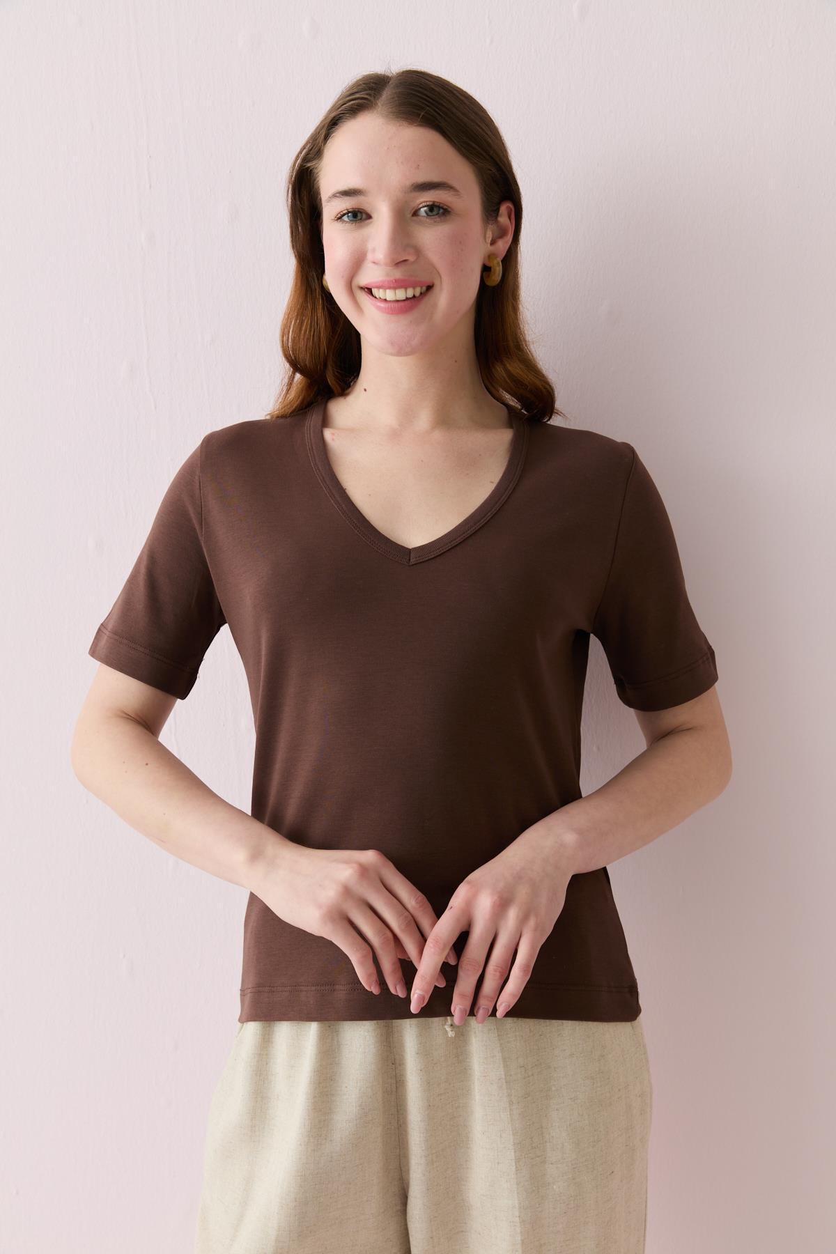 31840 V YAKA KISA KOLLU TSHIRT