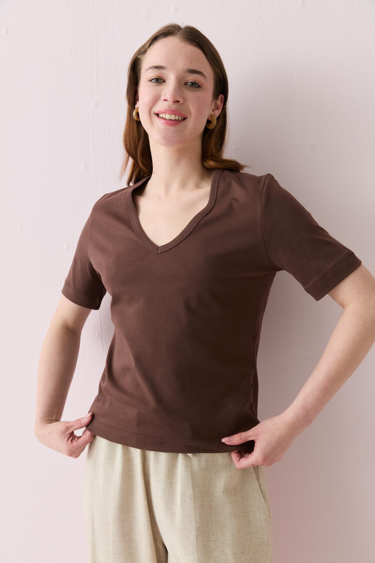 31840 V YAKA KISA KOLLU TSHIRT