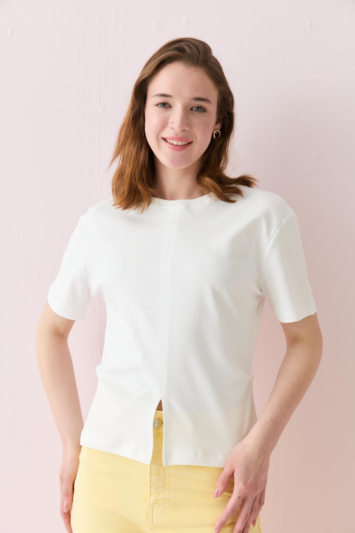31874 YIRTMAC DETAYLI TSHIRT