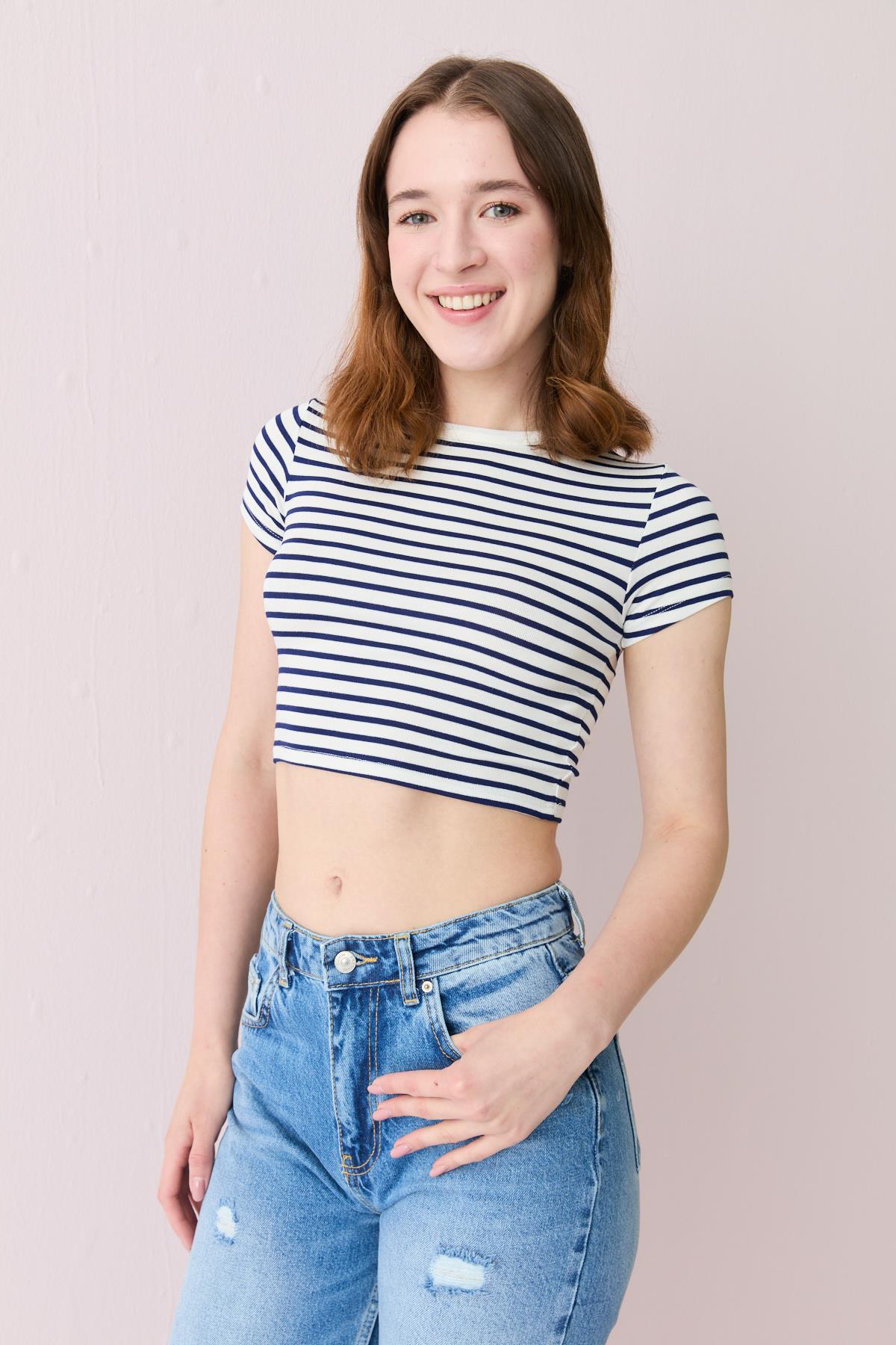 31889 CIZGILI CROP TOP
