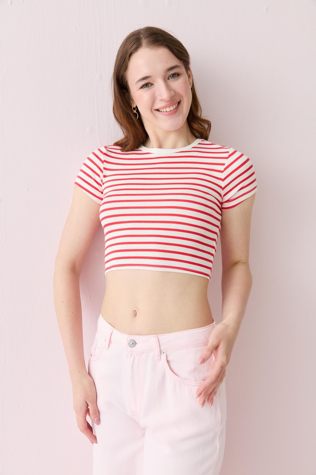 31889 CIZGILI CROP TOP