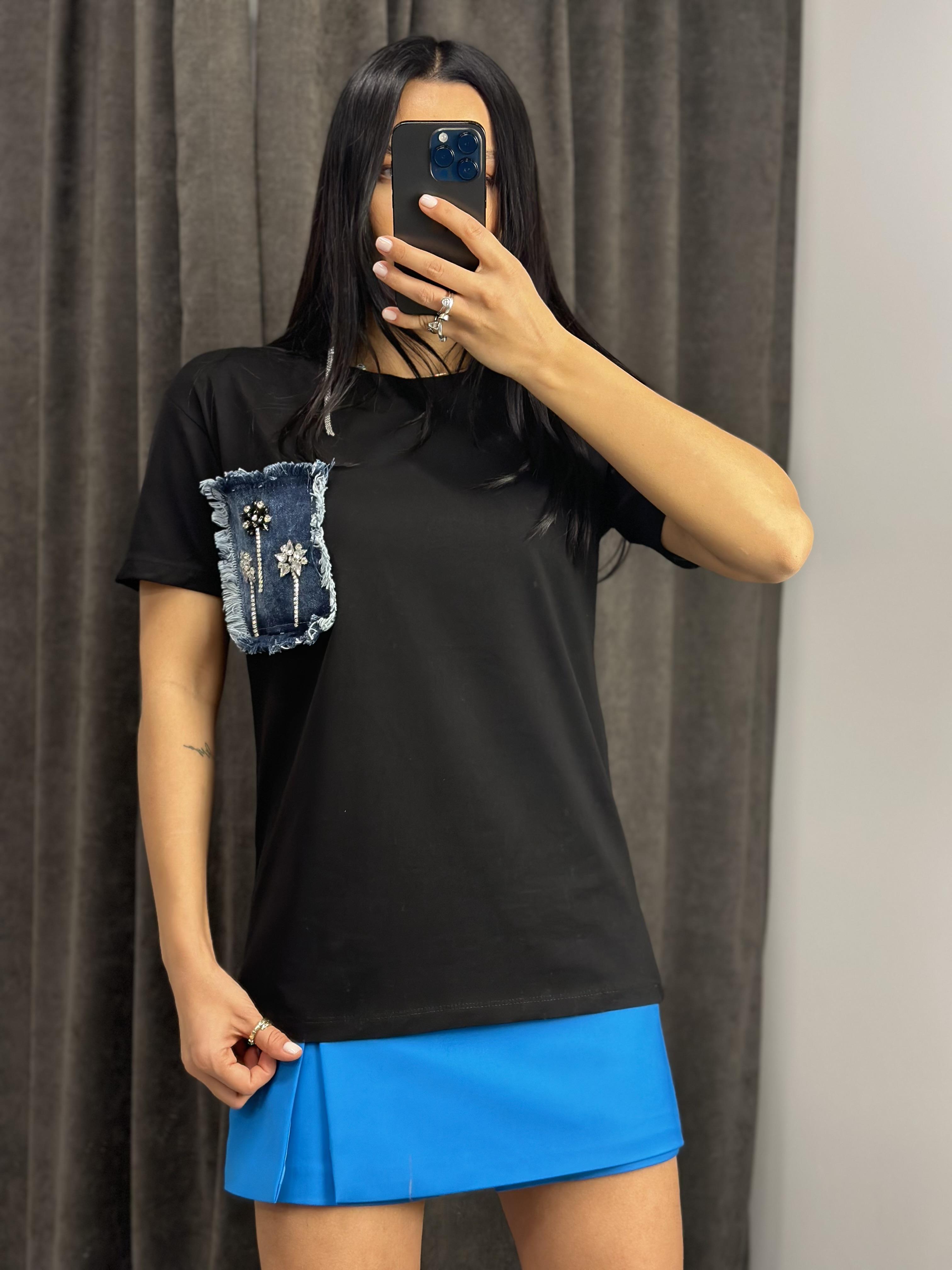 4652 KOT CEP DETAYLI TSHIRT