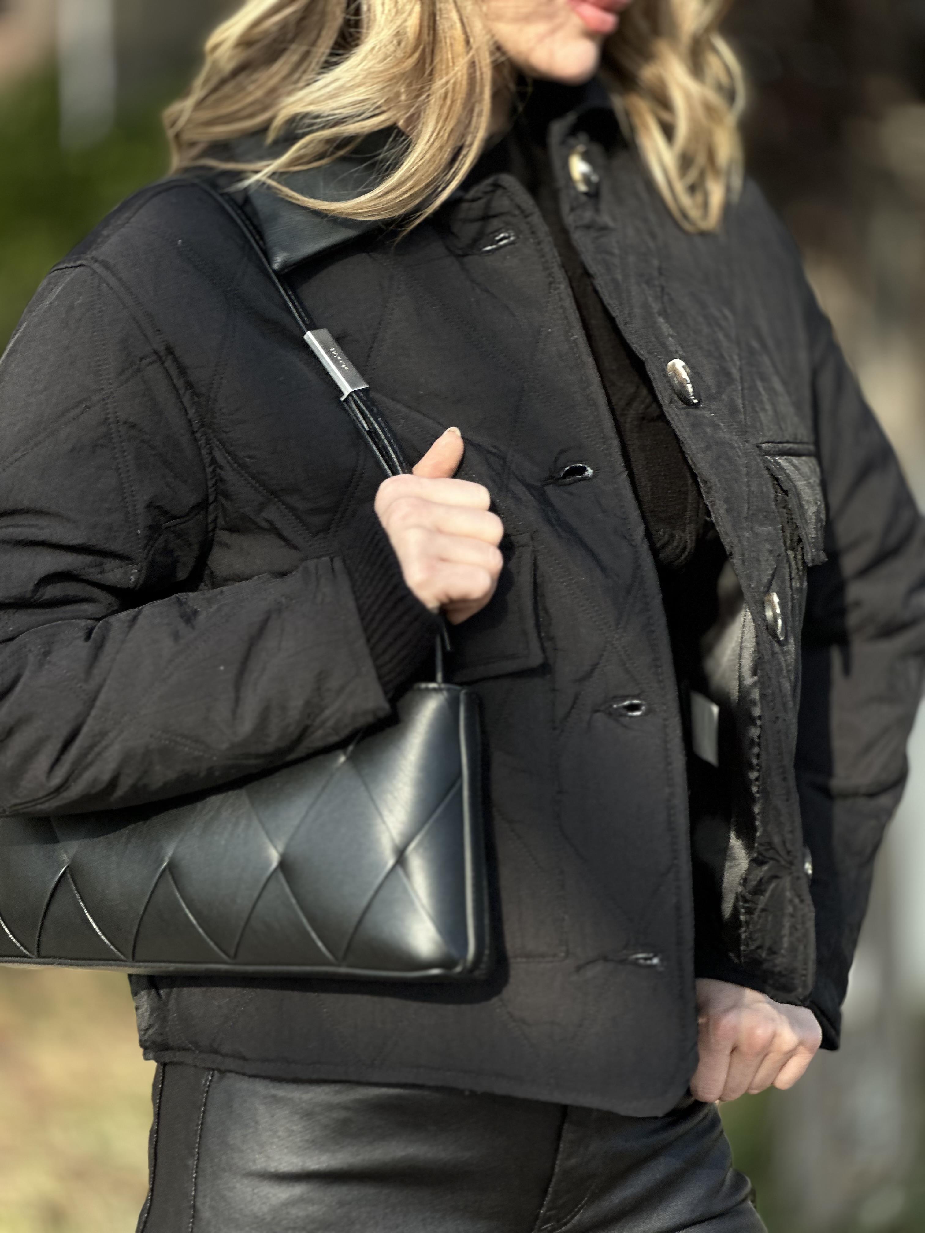 5882 KAPITONE KISA TRENC