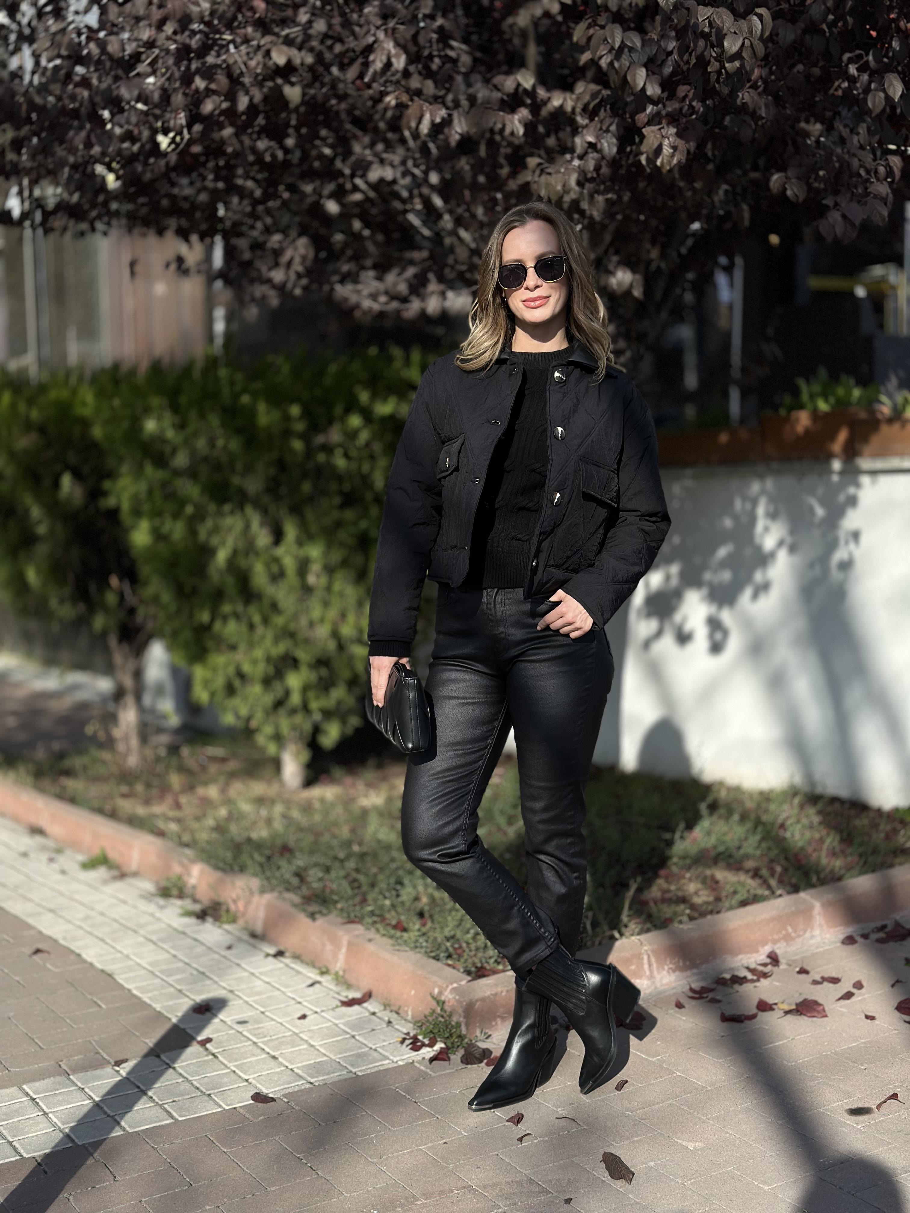 5882 KAPITONE KISA TRENC