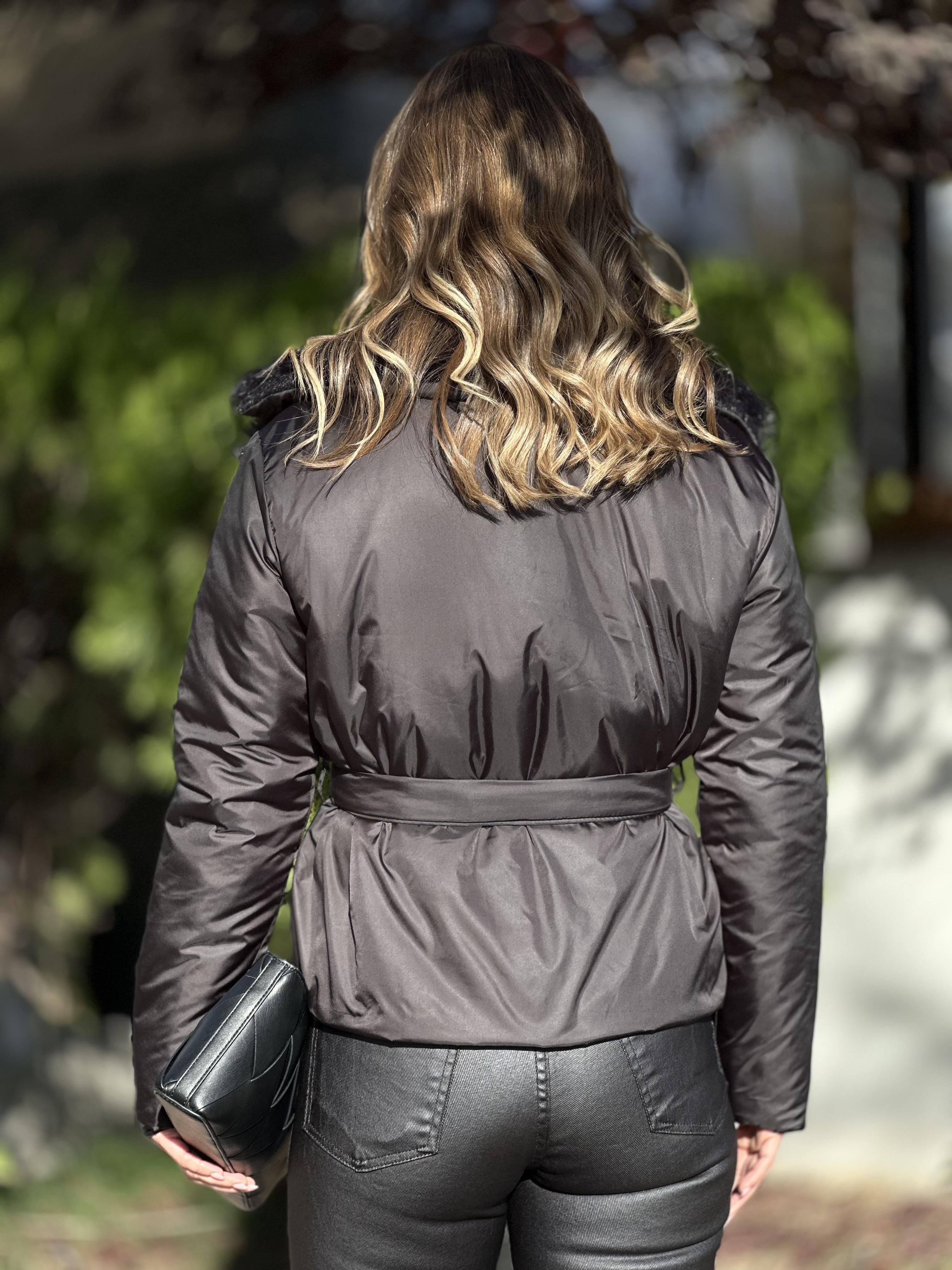 5885 YAKASI KURKLU MONT