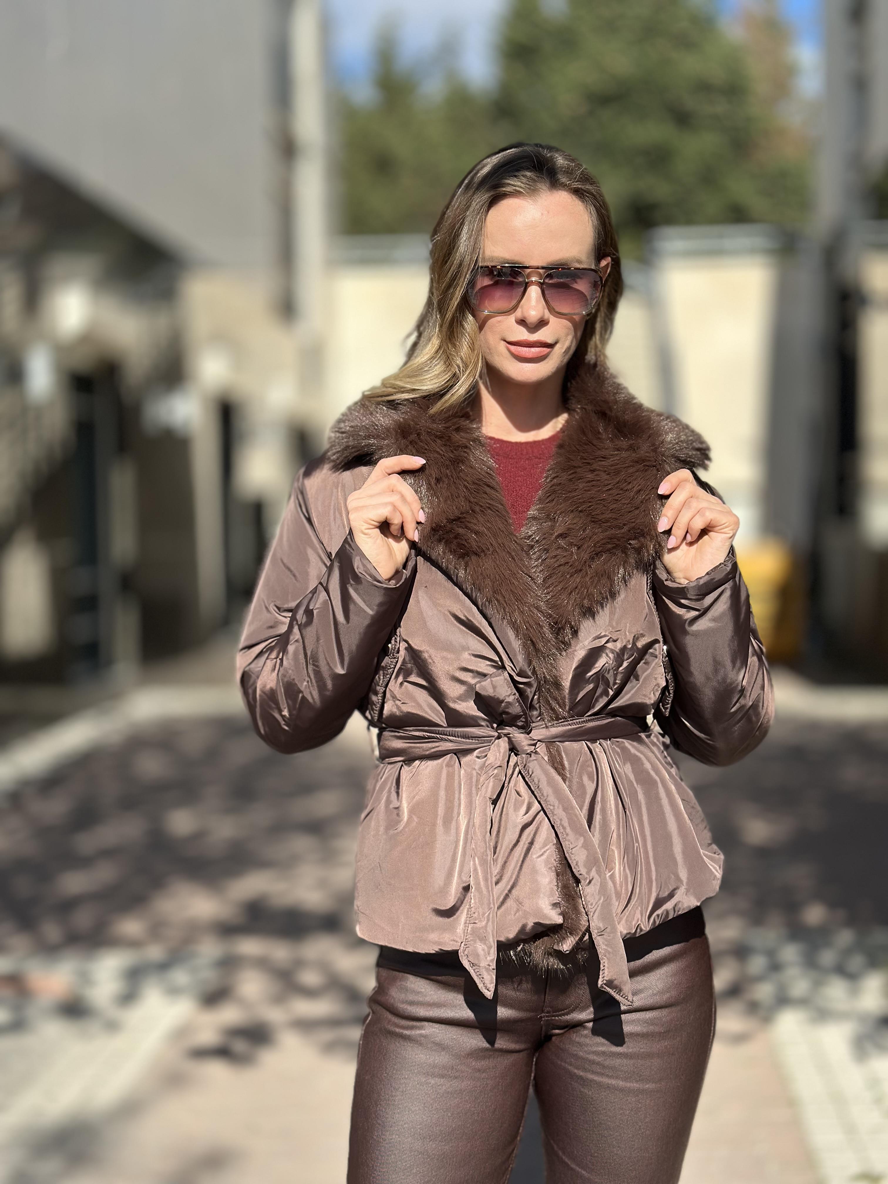 5885 YAKASI KURKLU MONT