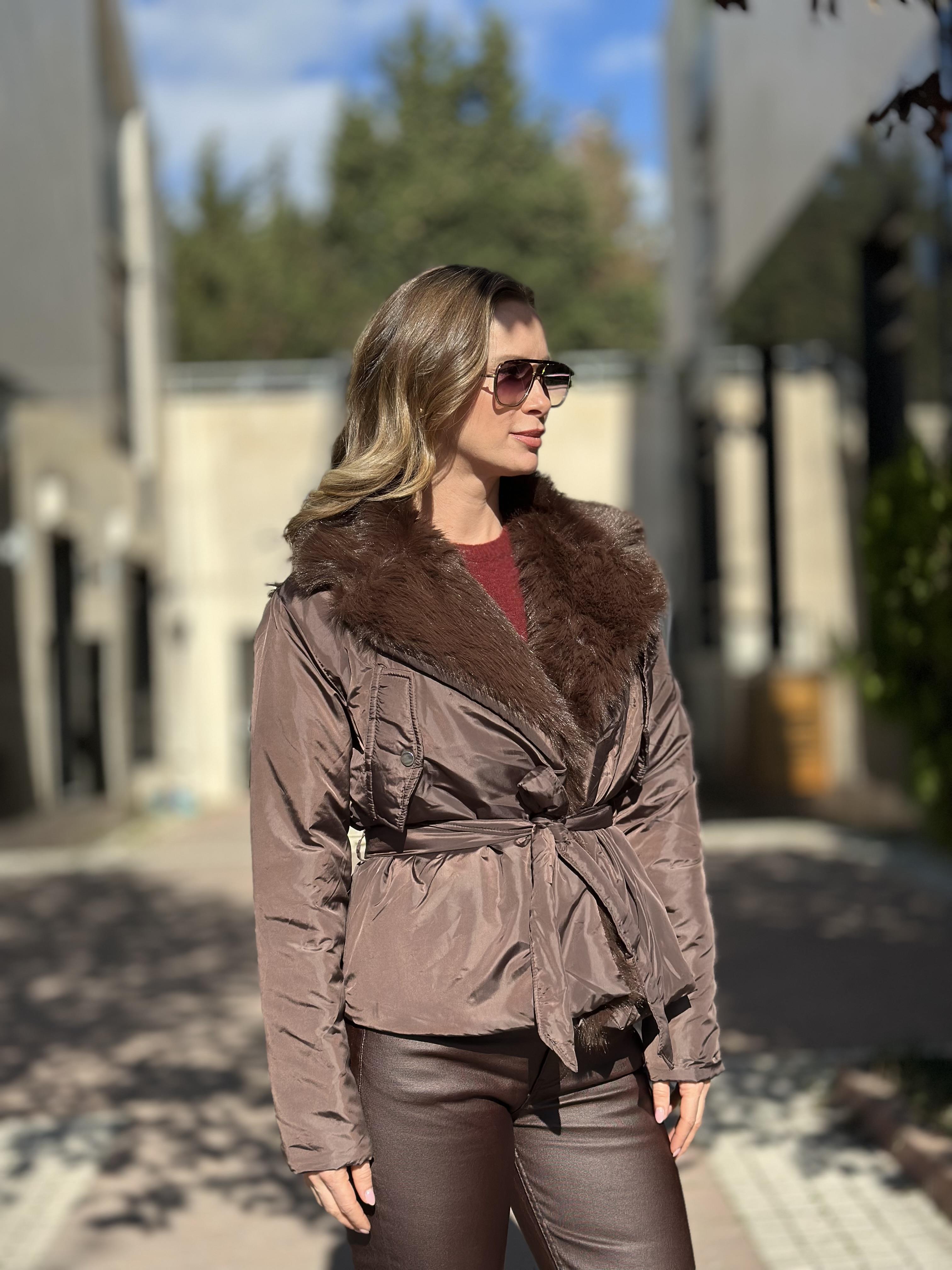 5885 YAKASI KURKLU MONT