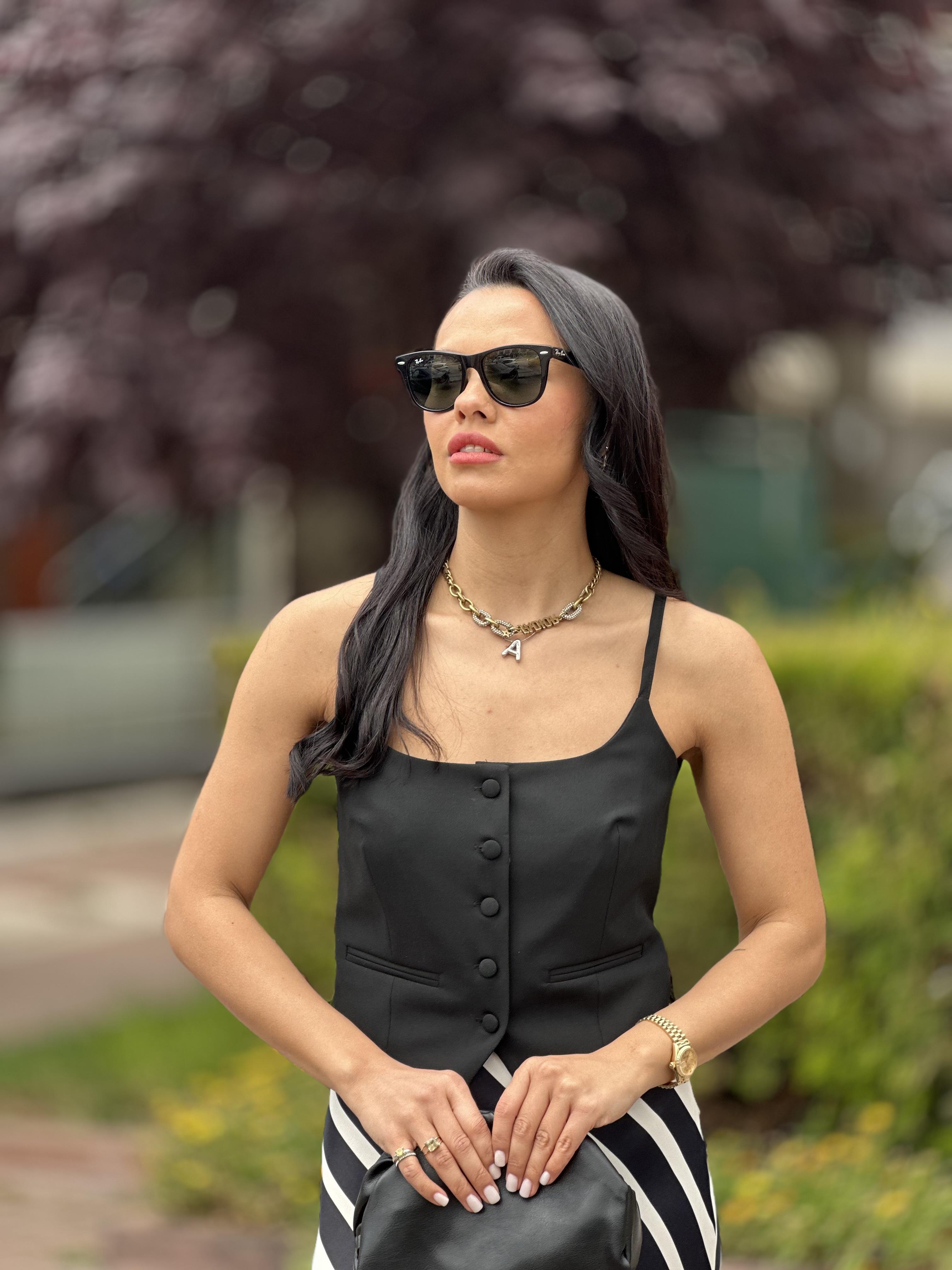 60548 DUGMELI KLASIK TOP