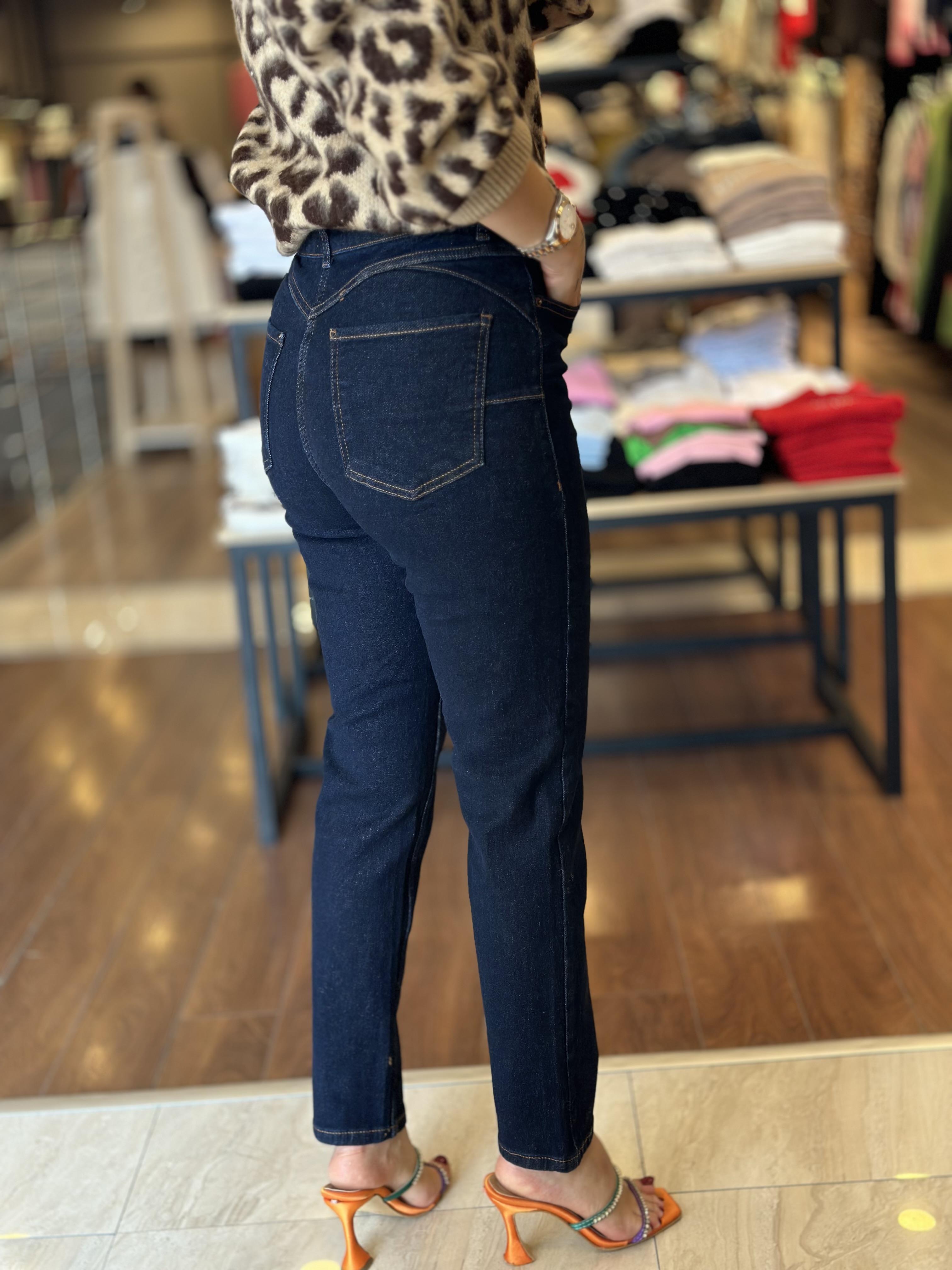 661 PUSH UP MOM JEAN