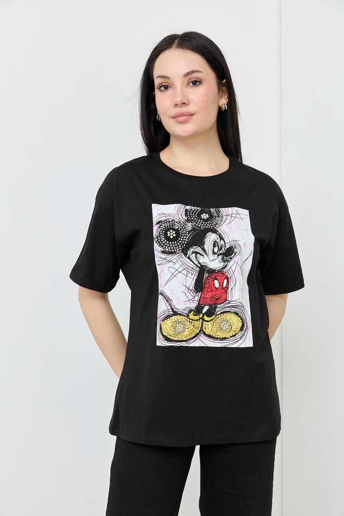 7023 ONU BUYUK BASKILI TSHIRT