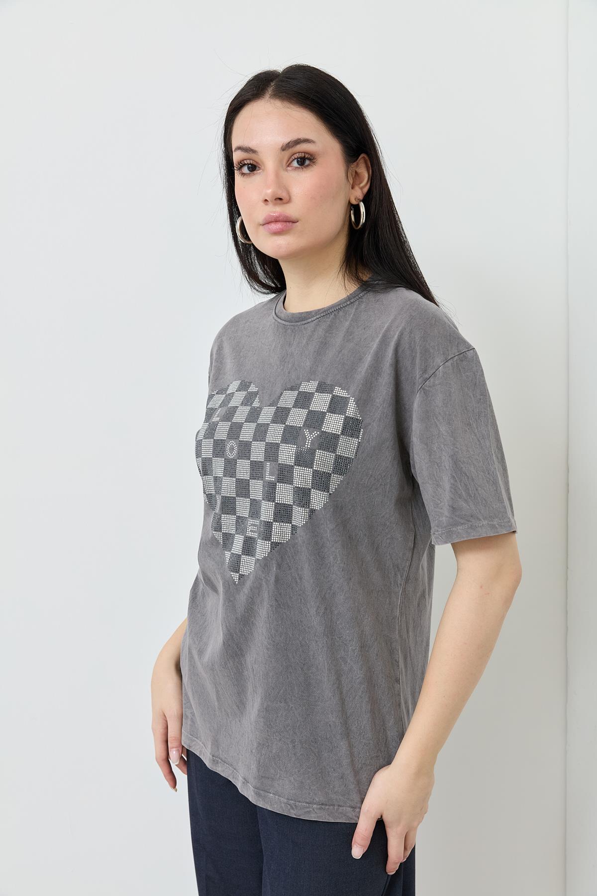 7054 YIKAMALI KALP TASLI TSHIRT