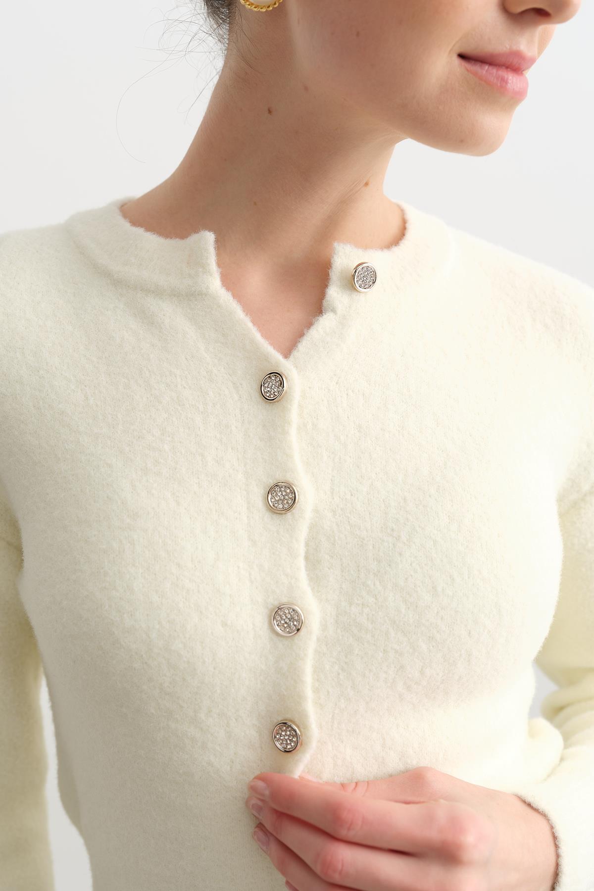 7606 DUGMELI ANGORA HIRKA