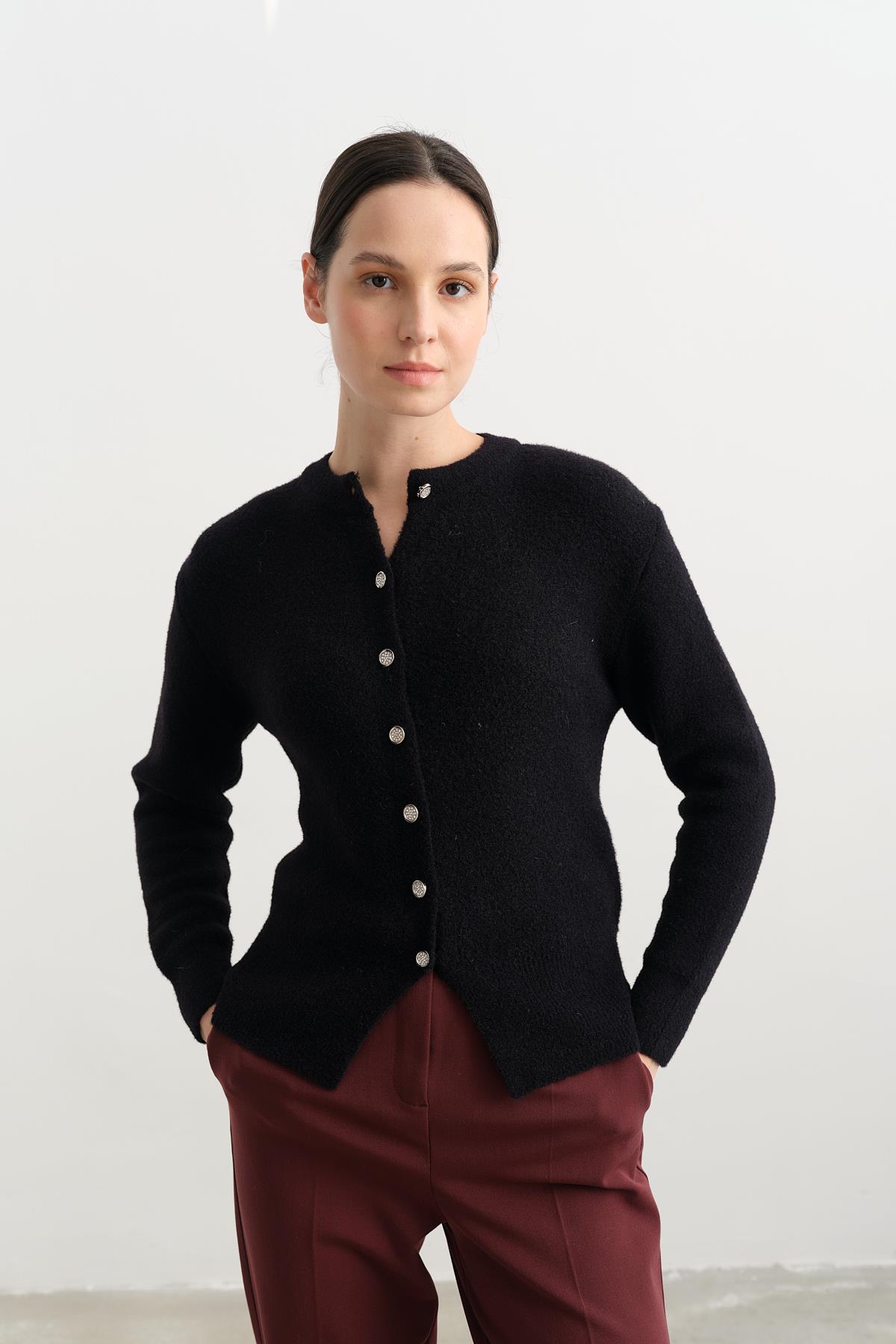 7606 DUGMELI ANGORA HIRKA