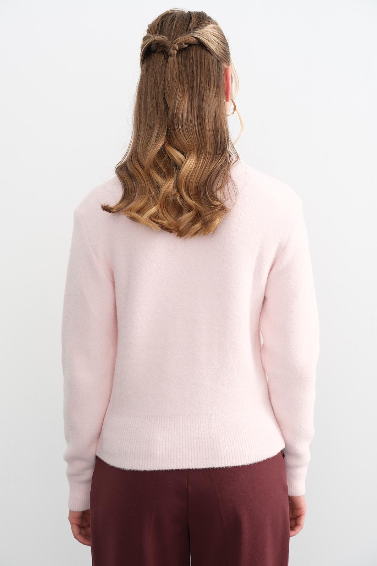 7606 DUGMELI ANGORA HIRKA