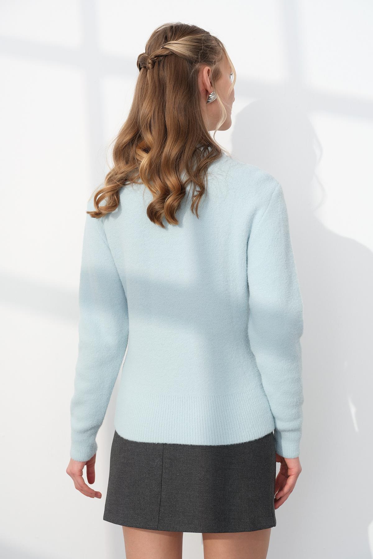 7606 DUGMELI ANGORA HIRKA