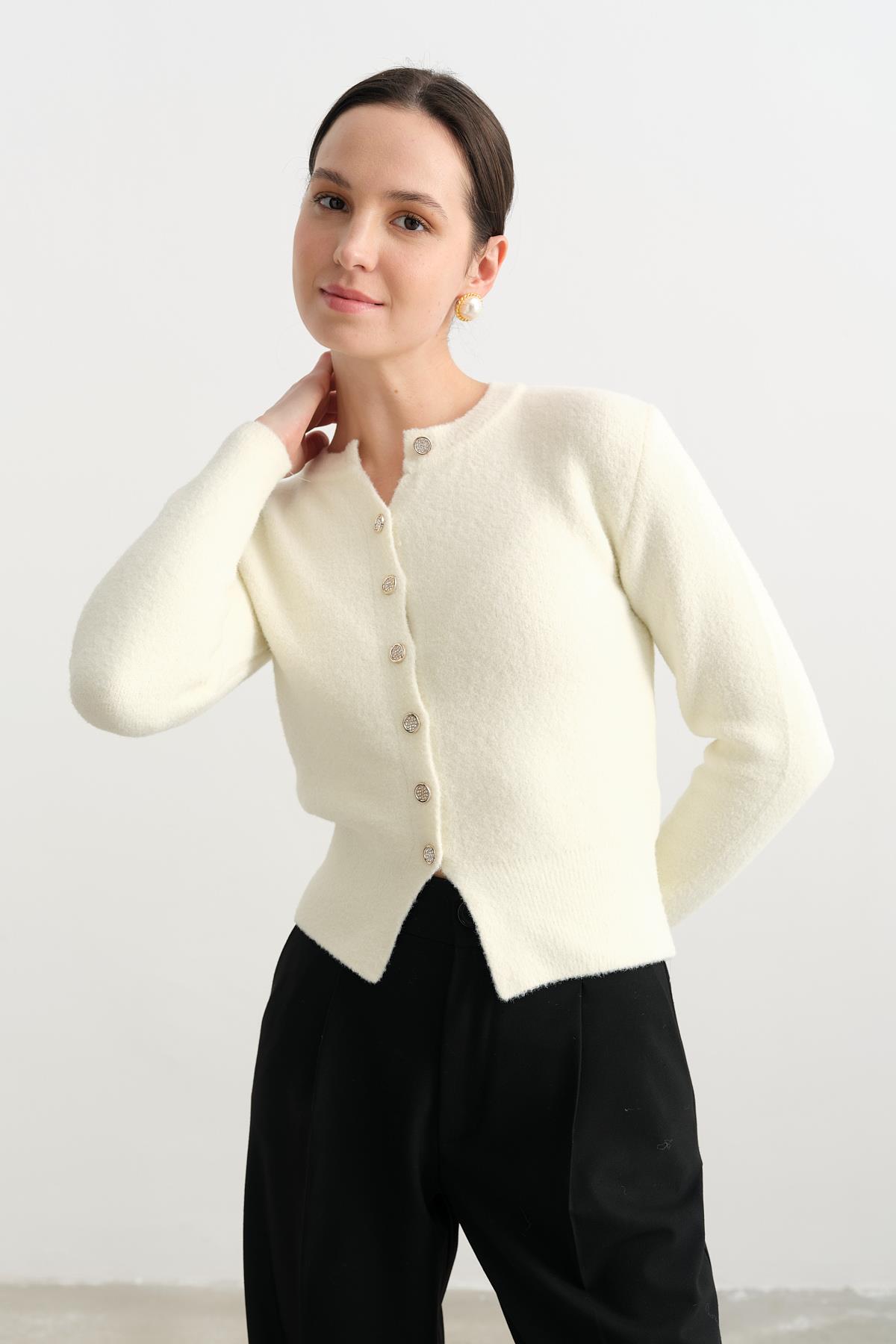 7606 DUGMELI ANGORA HIRKA