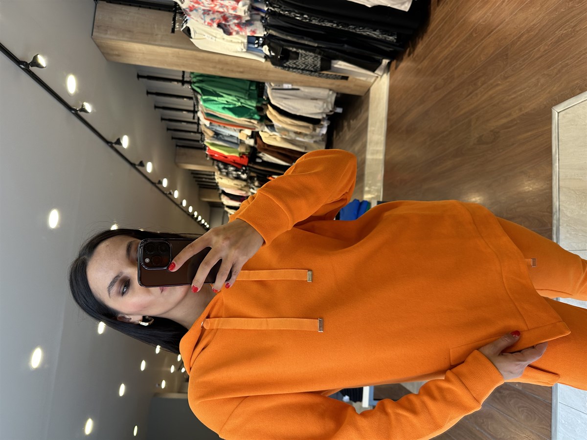 8010 YIRTMAC DETAYLI SWEAT