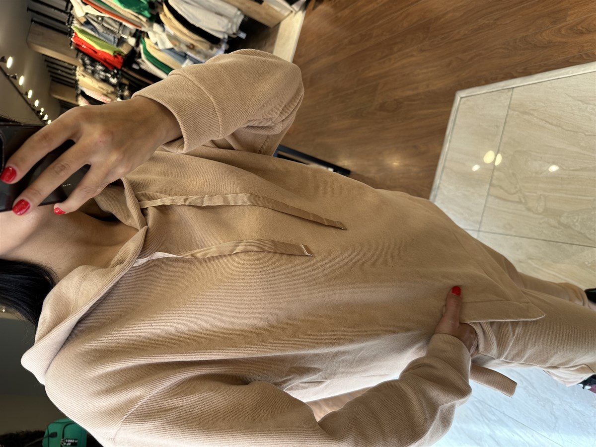 8010 YIRTMAC DETAYLI SWEAT