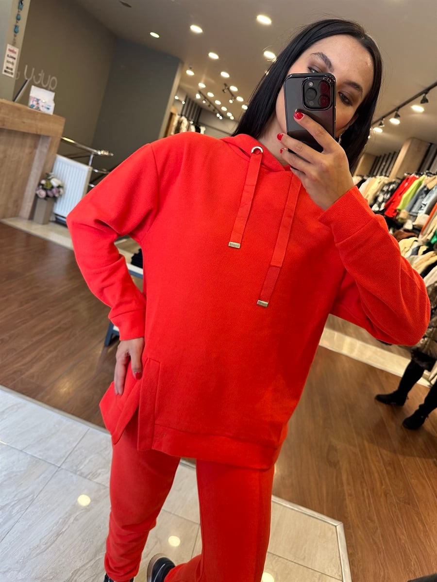 8010 YIRTMAC DETAYLI SWEAT