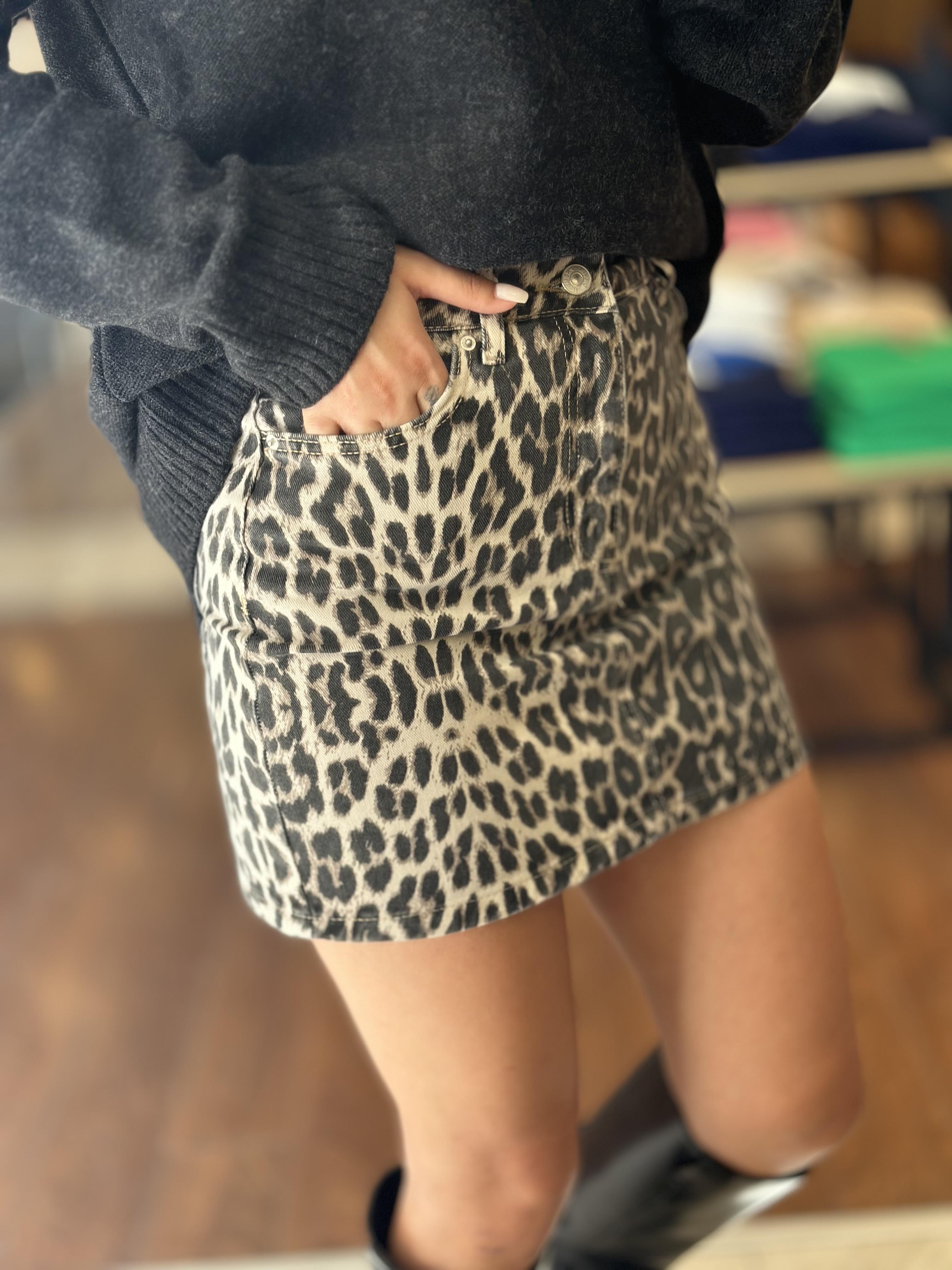 80568 LEOPAR DESEN MINI ETEK