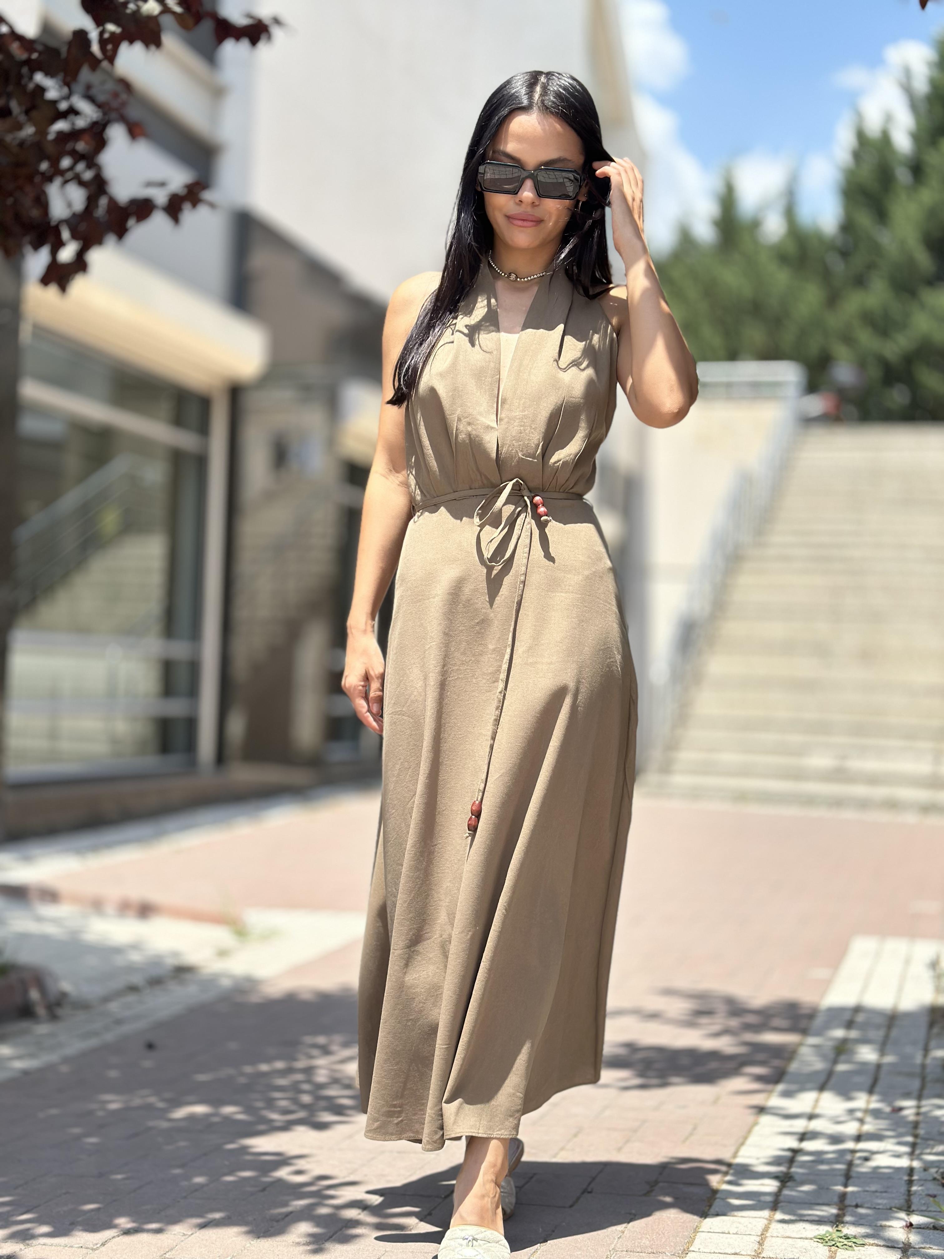 8078 BOYUNDAN BAGLAMALI SIRTI ACIK ELBISE