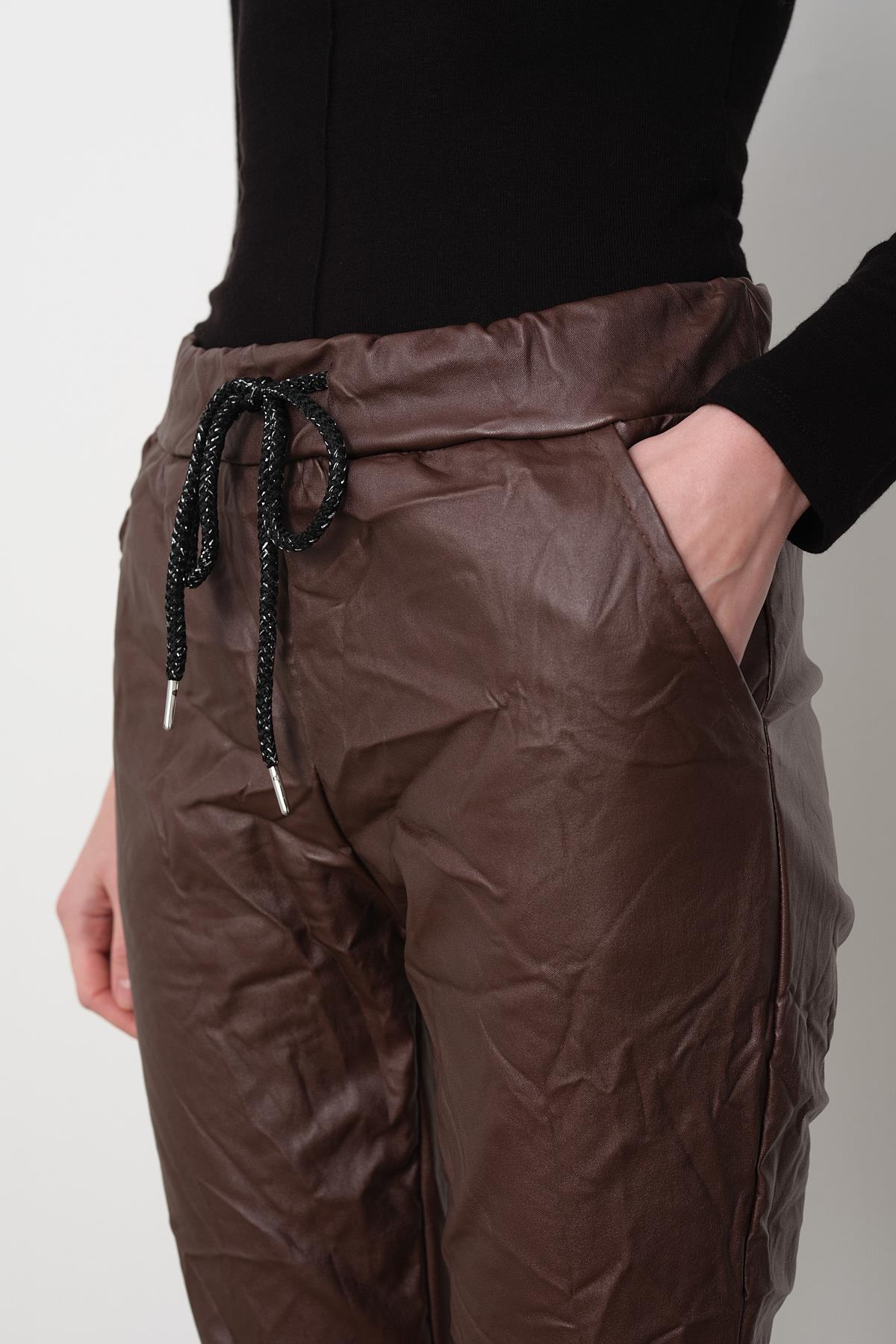8115 DUZ DESEN DERI PANTOLON