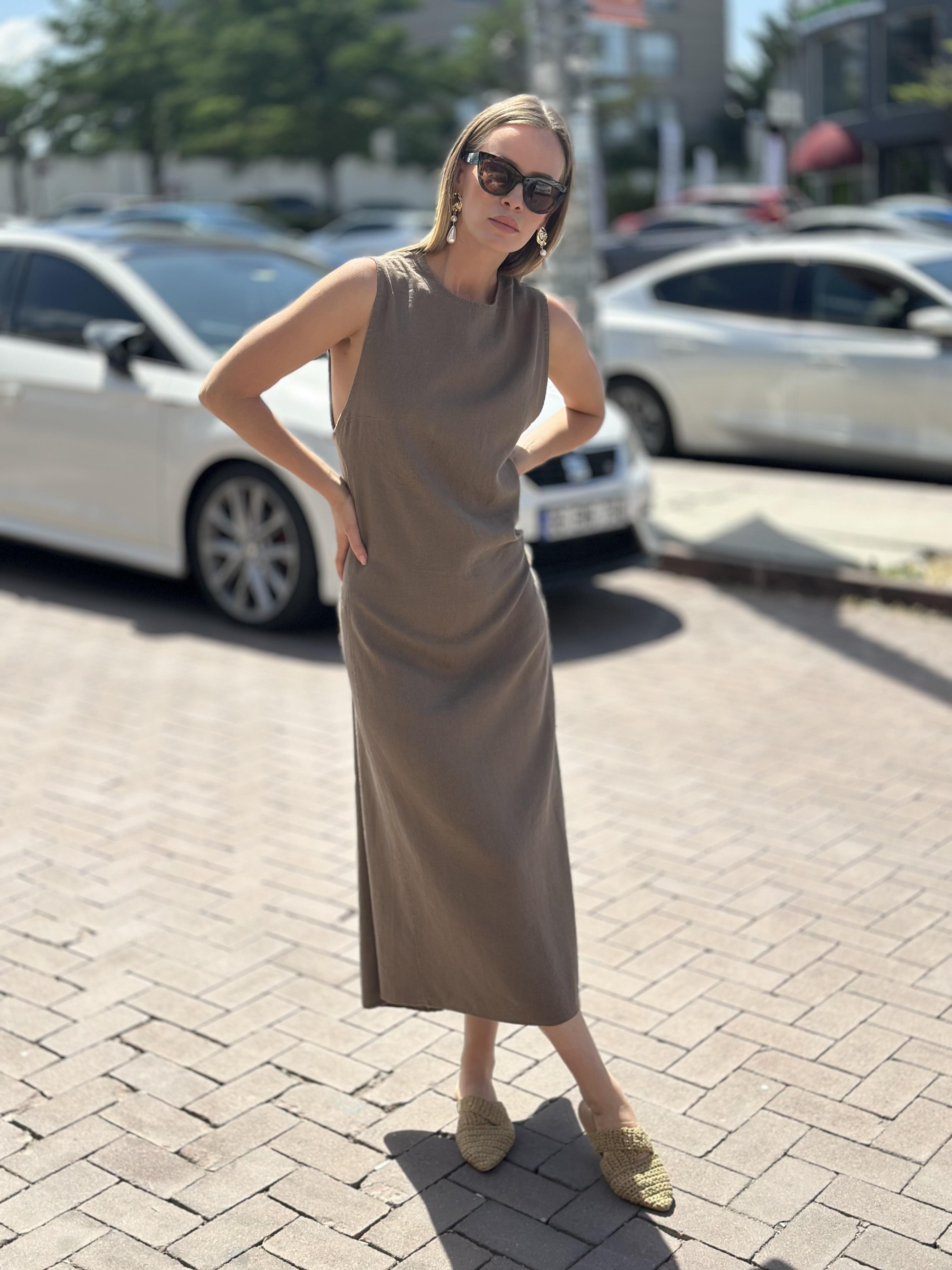 8207 SIRT DEKOLTELI KETEN ELBISE