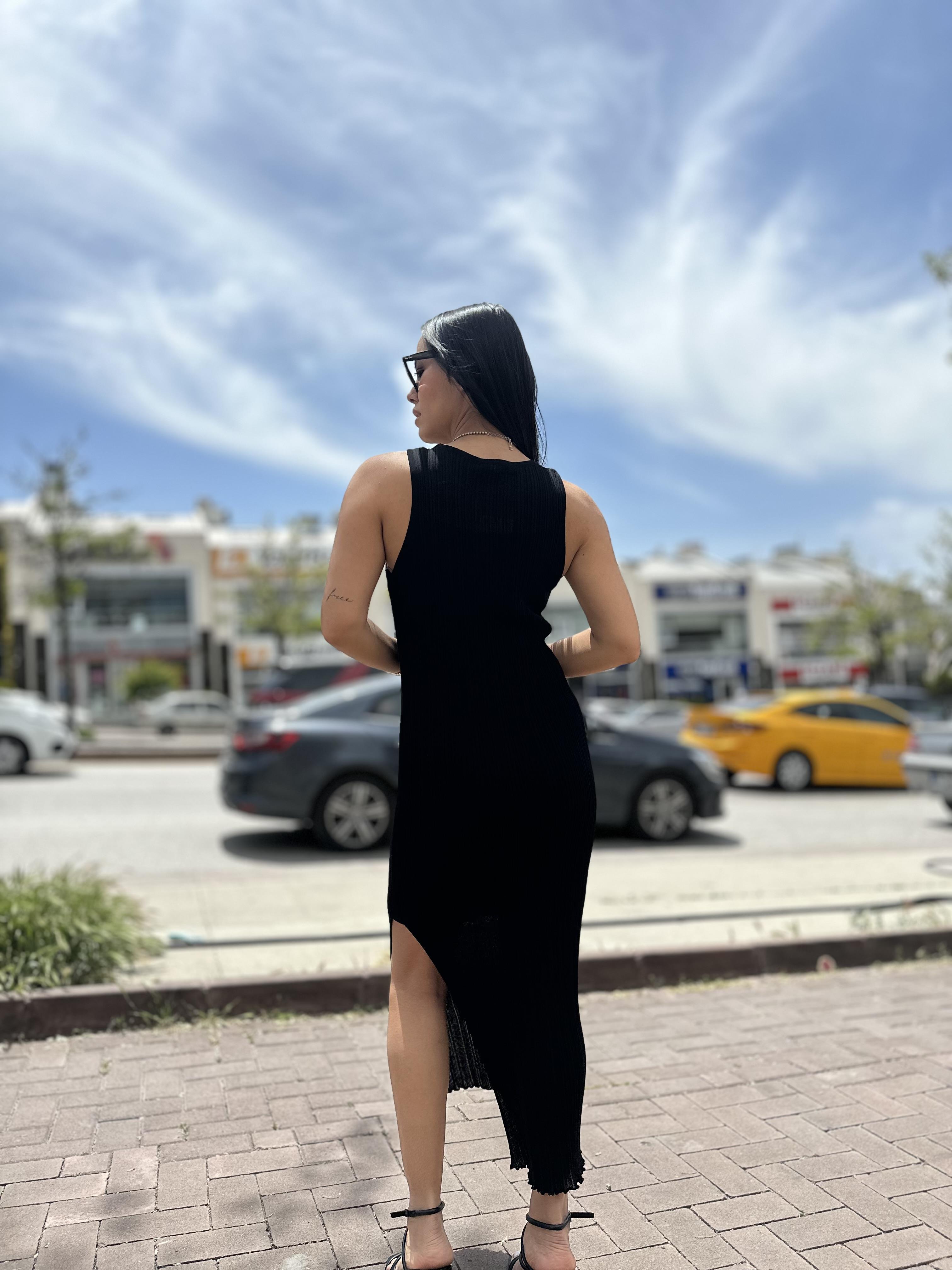 90202 FITILLI ASTARLI YIRTMAC DETALI INCE TRIKO ELBISE