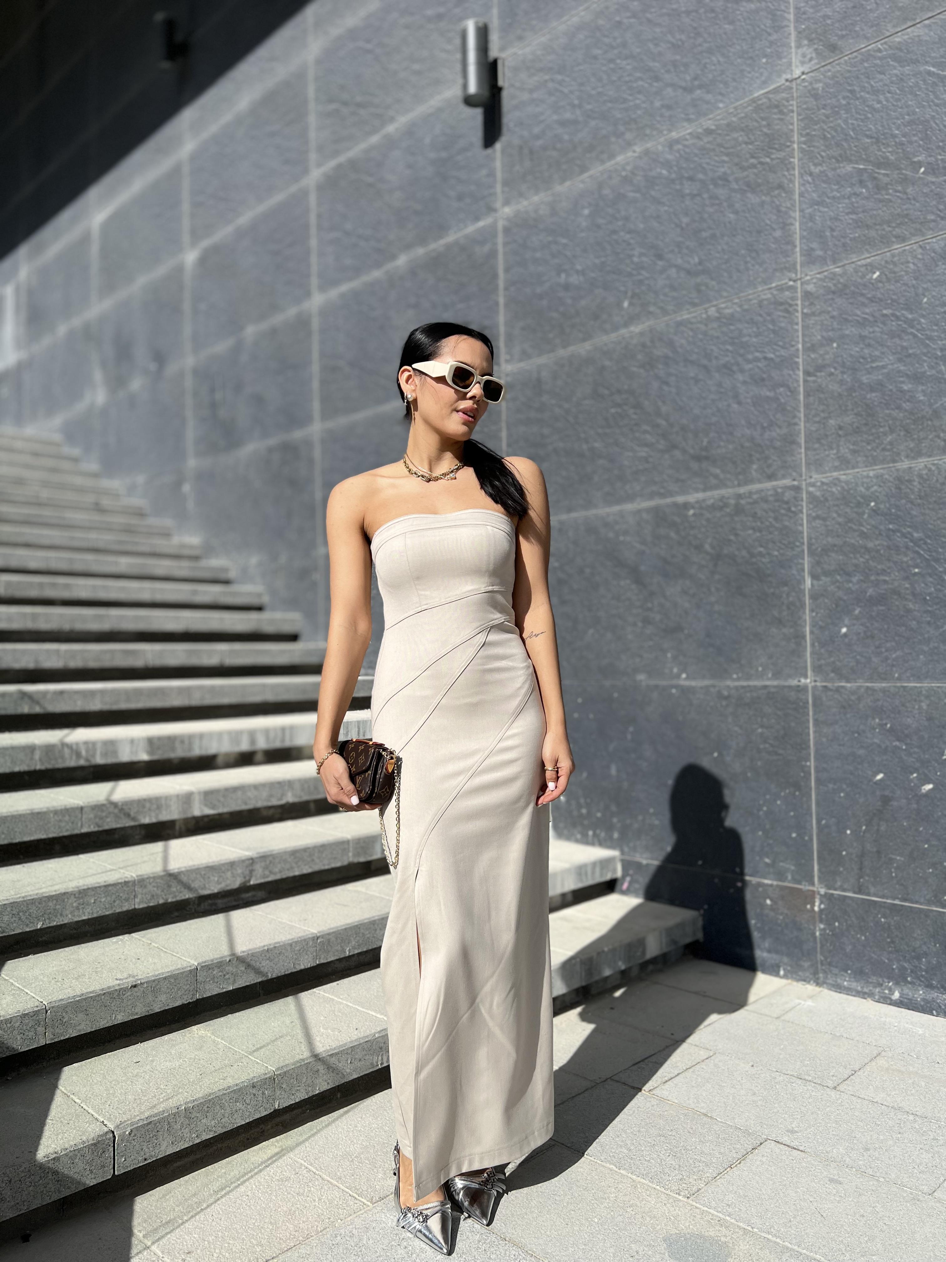 90897 DIKIS DETAYLI SAC BANTLI ELBISE