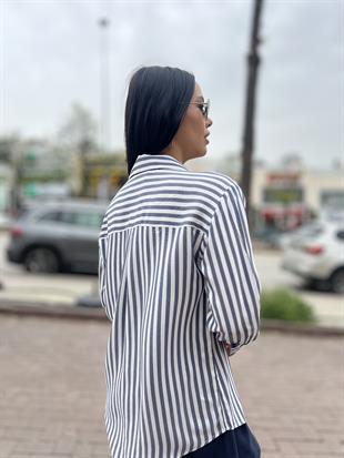 102401 CIZGILI GOMLEK