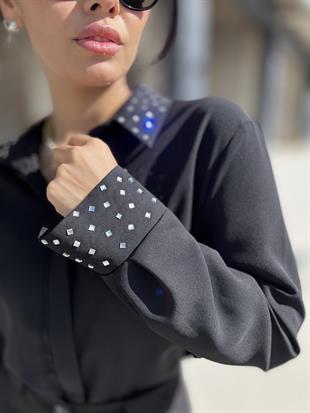 11669 YAKASI VE KOLU TASLI GOMLEK