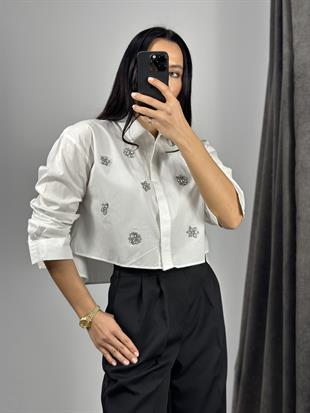 16040 ONU TASLI GOMLEK