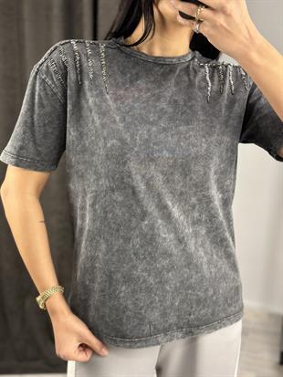 16043 BISIKLET YAKA ONU AKSESUARLI TSHIRT