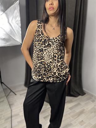 16406 LEOPAR DESEN V YAKA  ATLET