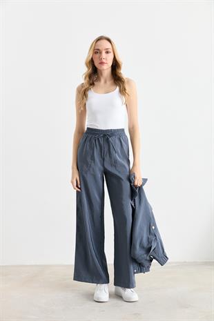 17010 ONDEN CEPLI BAGCIKLI PANTOLON