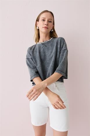 17090 YAKA BONCUKLU TSHIRT