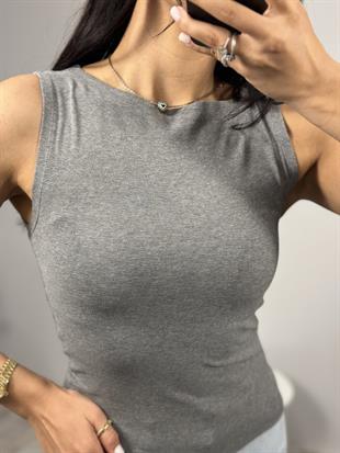 20847 KAYIK YAKA KOLSUZ TOP