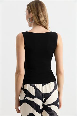 20868 KAYIK YAKA KOLSUZ TOP
