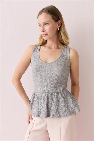 20984 PEPLUM DANTEL TOP